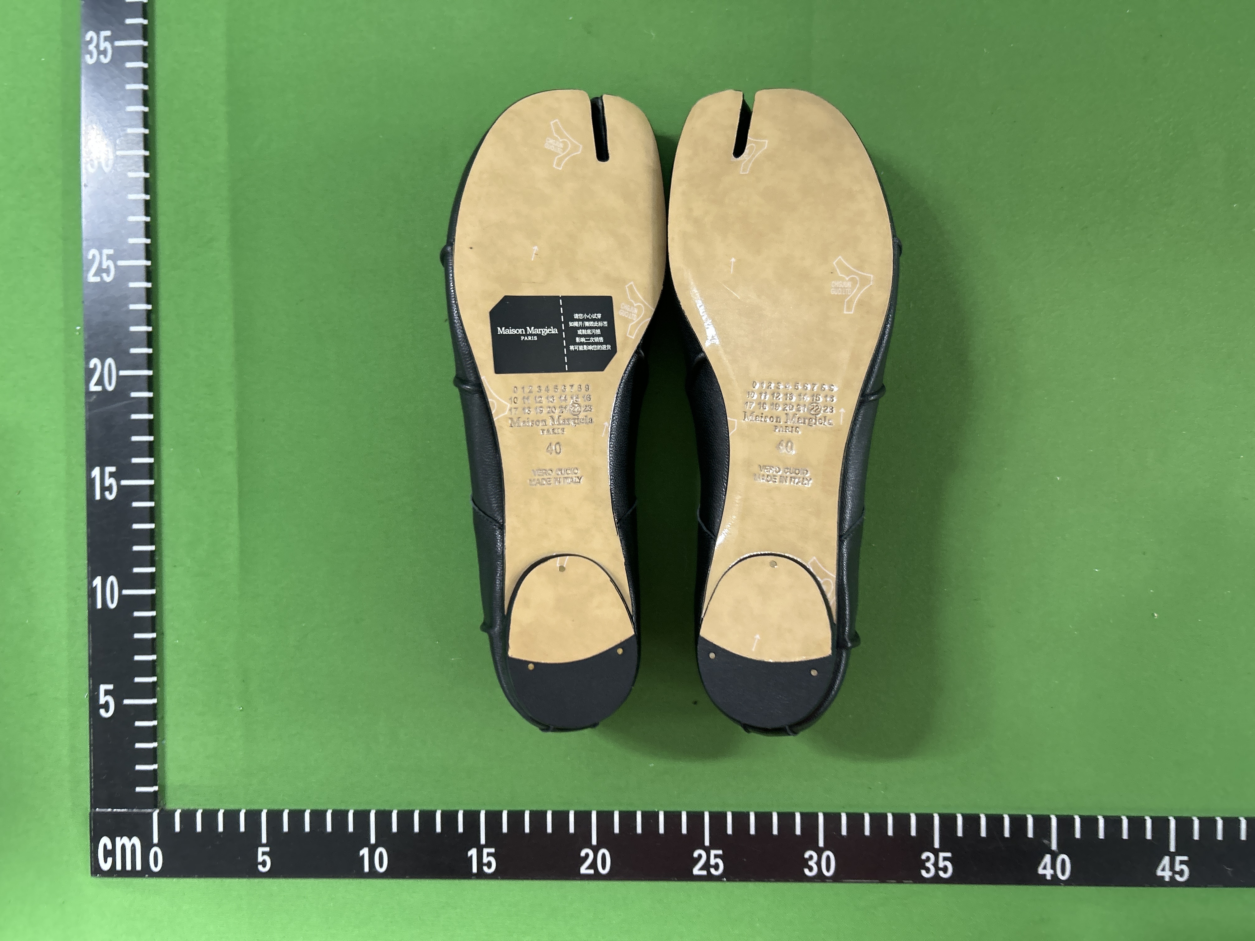 Foto QC 6 de MM6 Maison Margiela Tabi Ballet Flats Leather Split-Toe Black