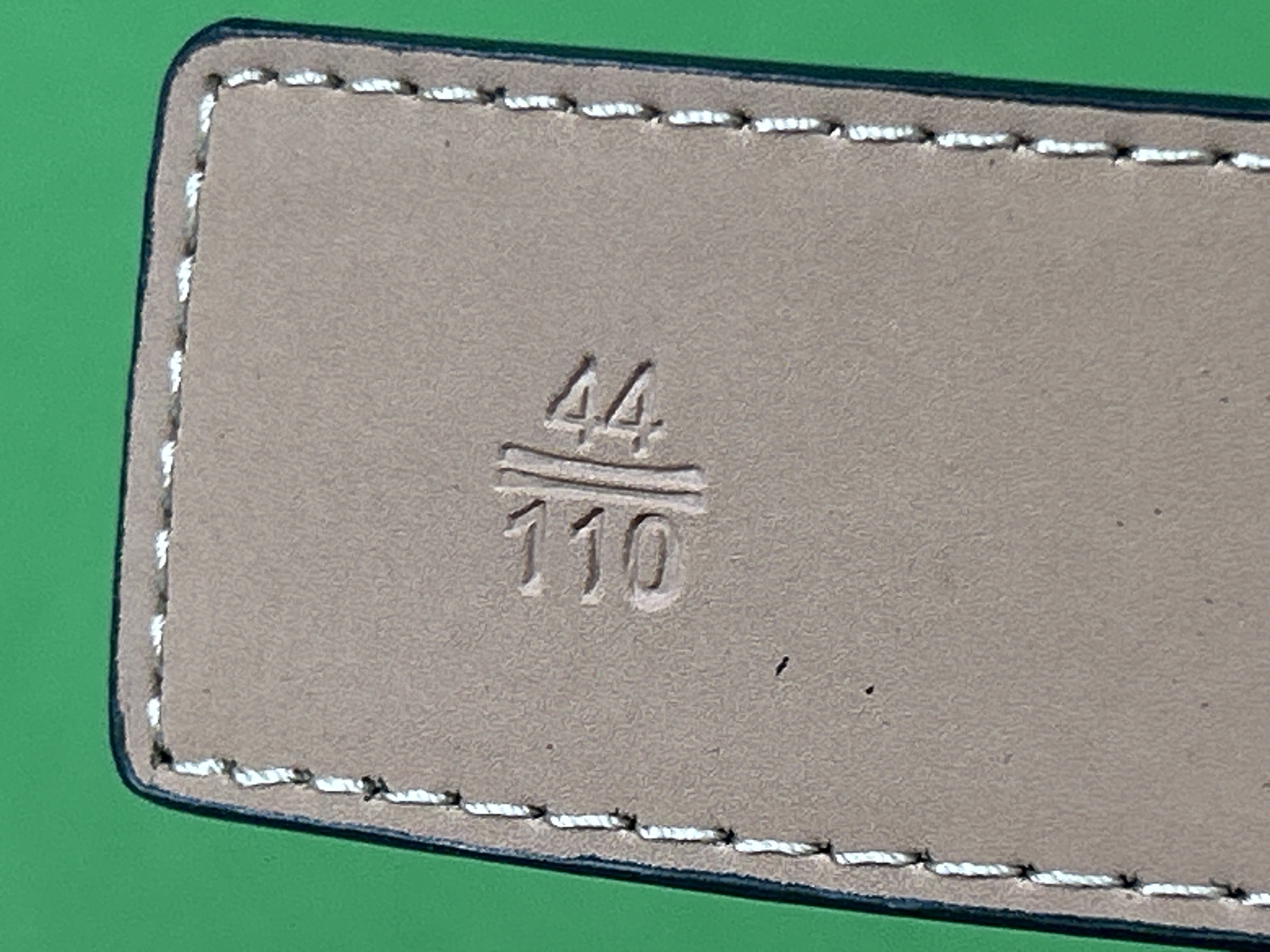 Foto QC 7 de Louis Vuitton LV Initiales Belt Monogram Comics