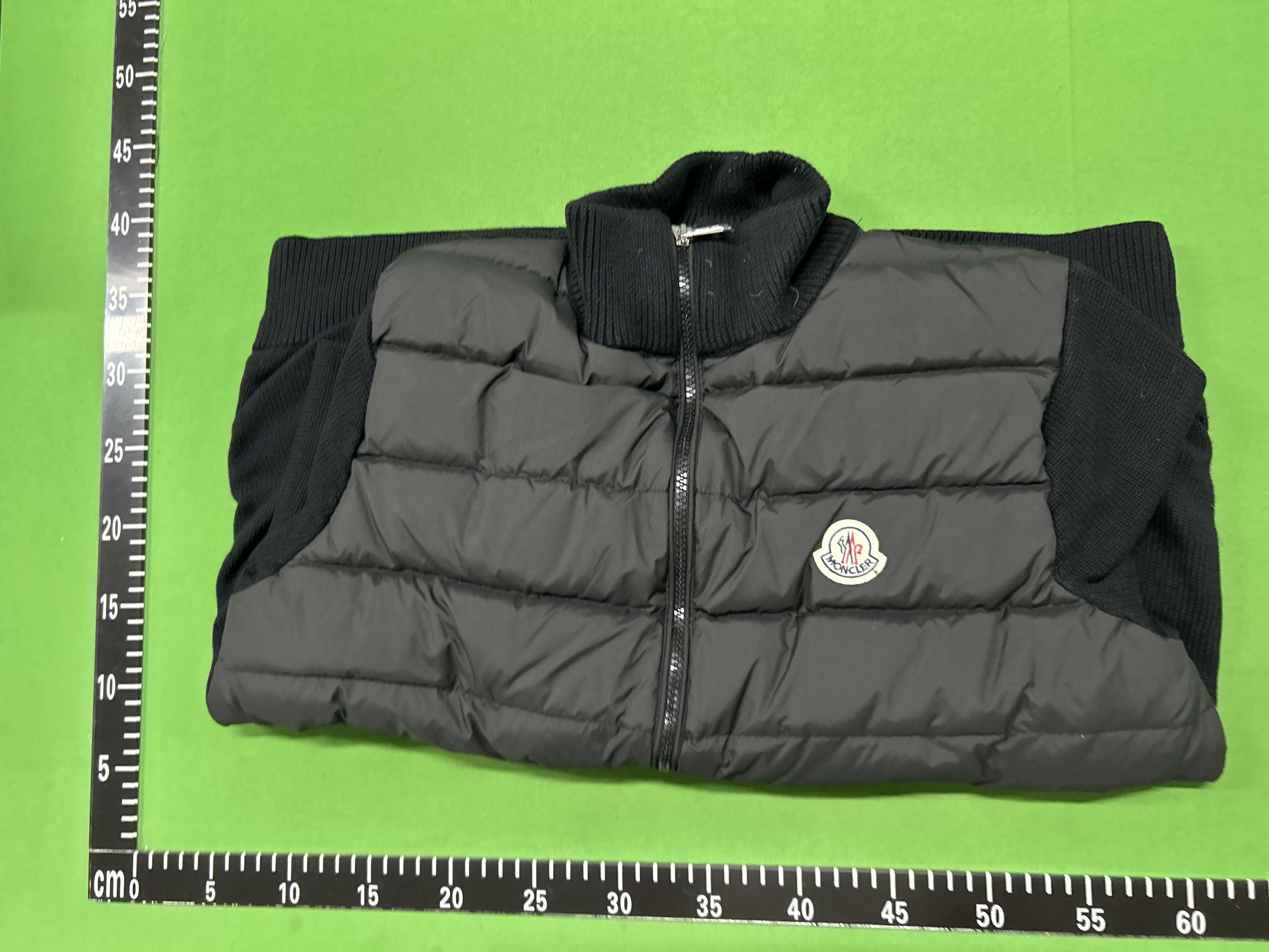 Foto QC 5 de Moncler Cardigan Down Jacket Knit Panel White