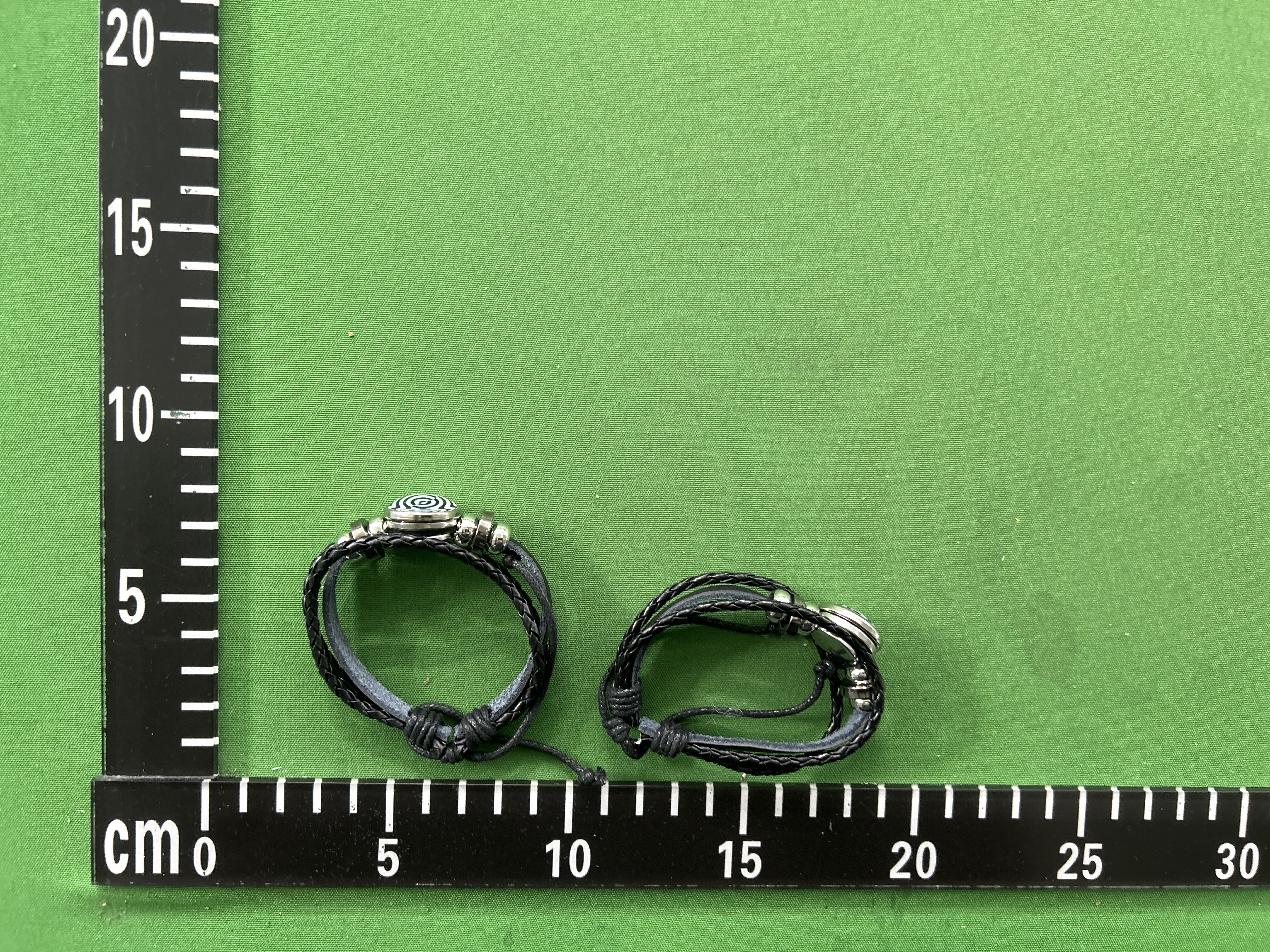Foto QC 4 de Undercover Vortex Bracelet Metal Black