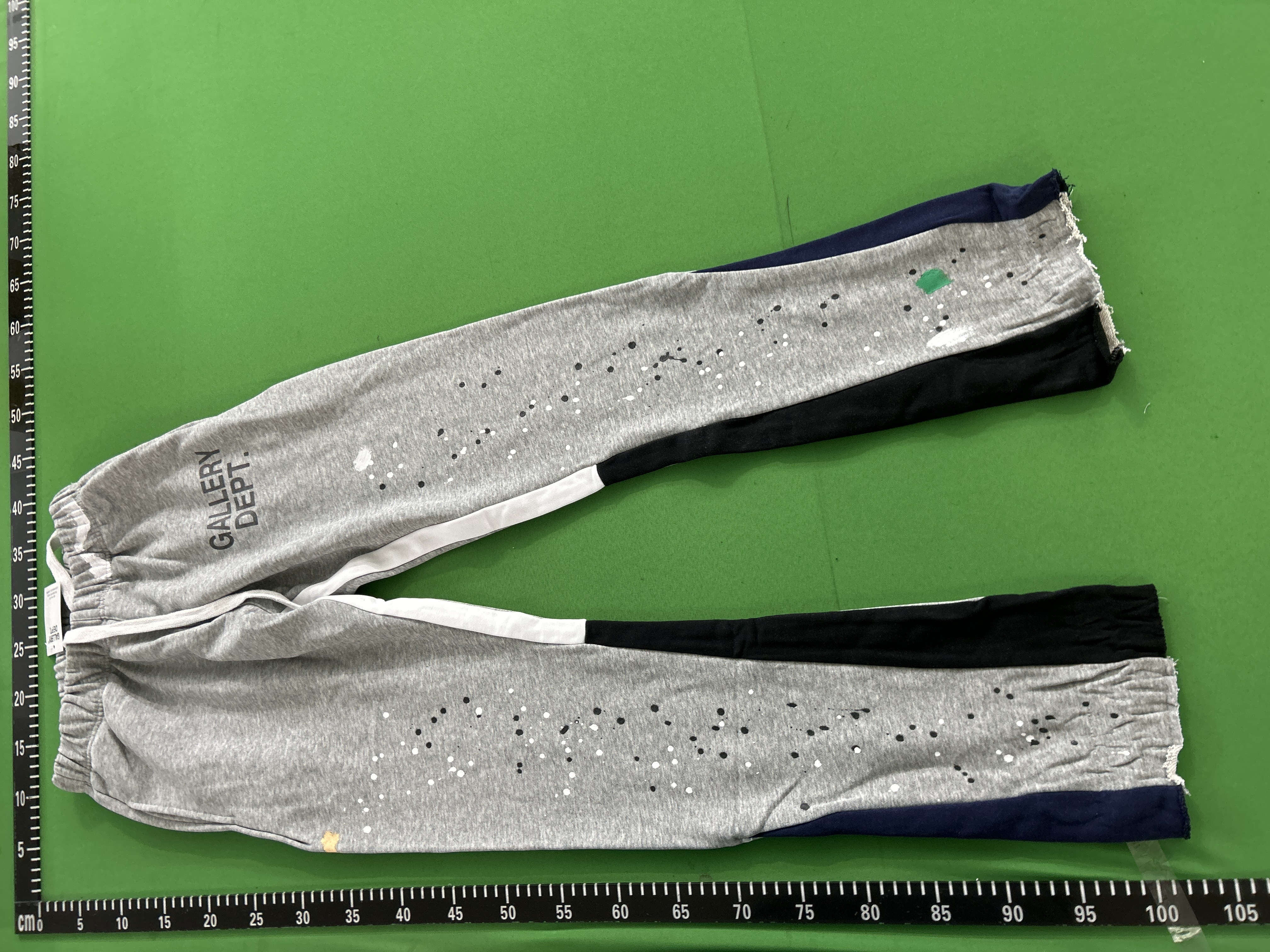 Foto QC 7 de Gallery Dept. Pants Flare Paint Splatter White