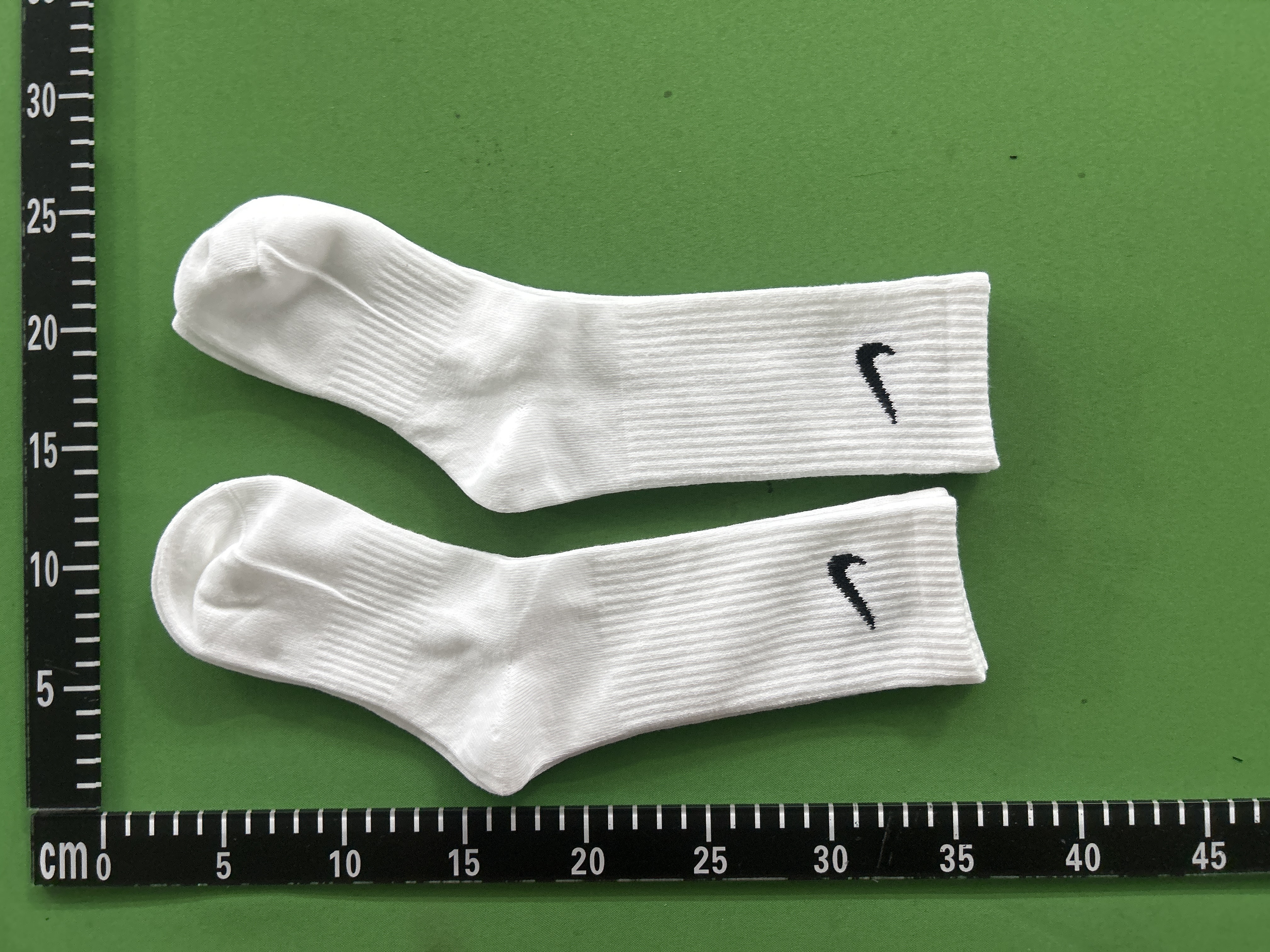 Foto QC 2 de Nike x Drake NOCTA Certified Lover Boy Crew Socks White