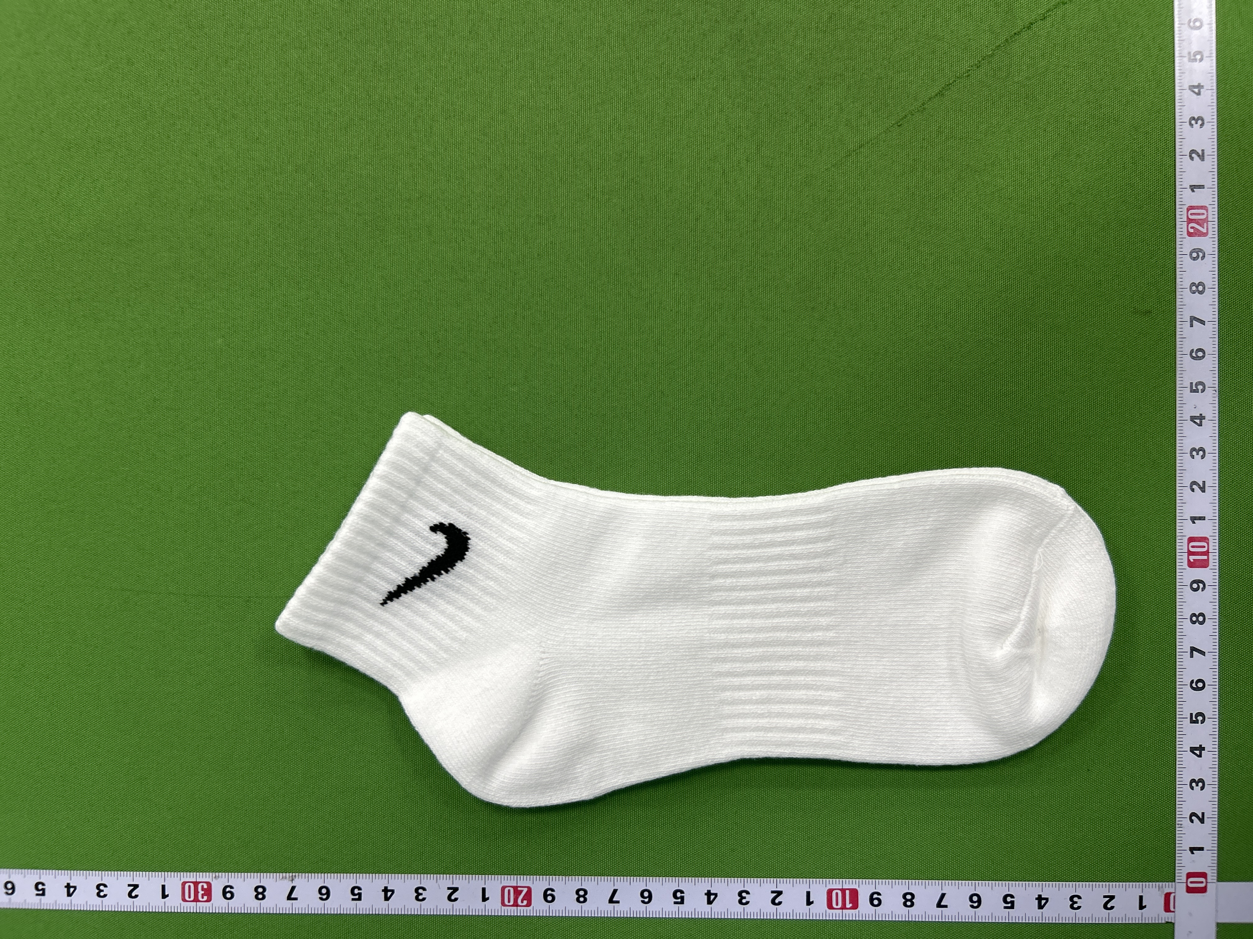 Foto QC 2 de Corteiz Crew Socks Logo White Black