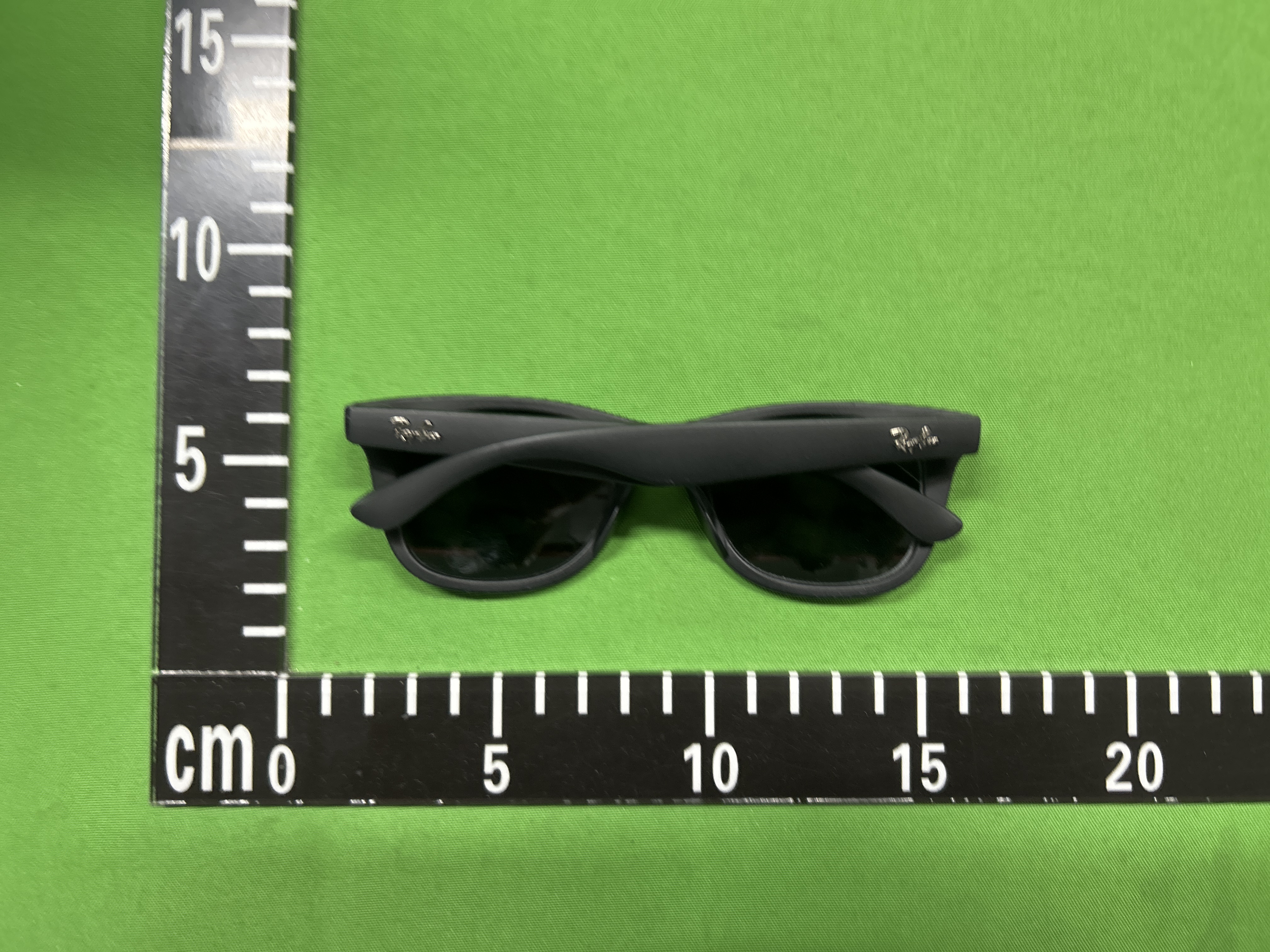 Foto QC 4 de Other Square-Frame Acetate Sunglasses Black Gray (C1)
