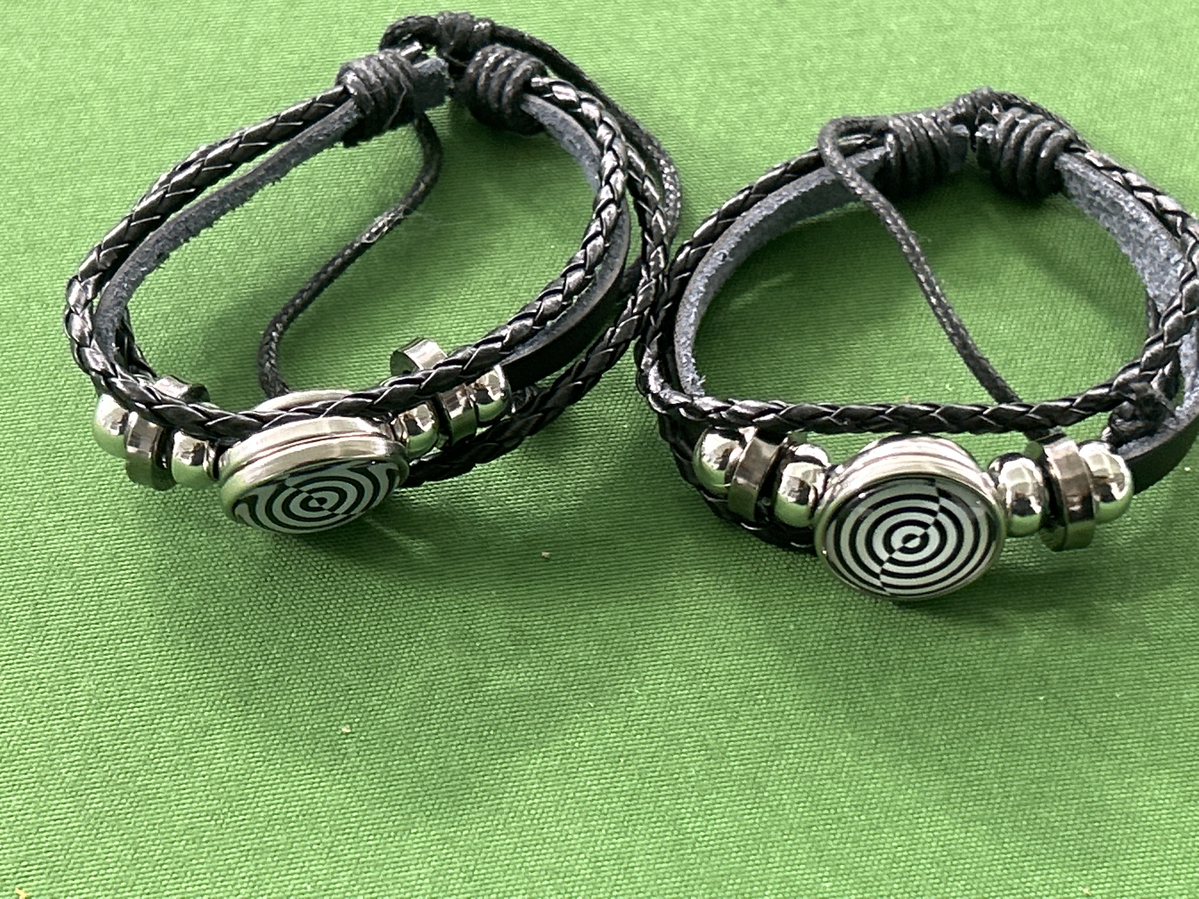 Foto QC 5 de Undercover Vortex Bracelet Metal Black