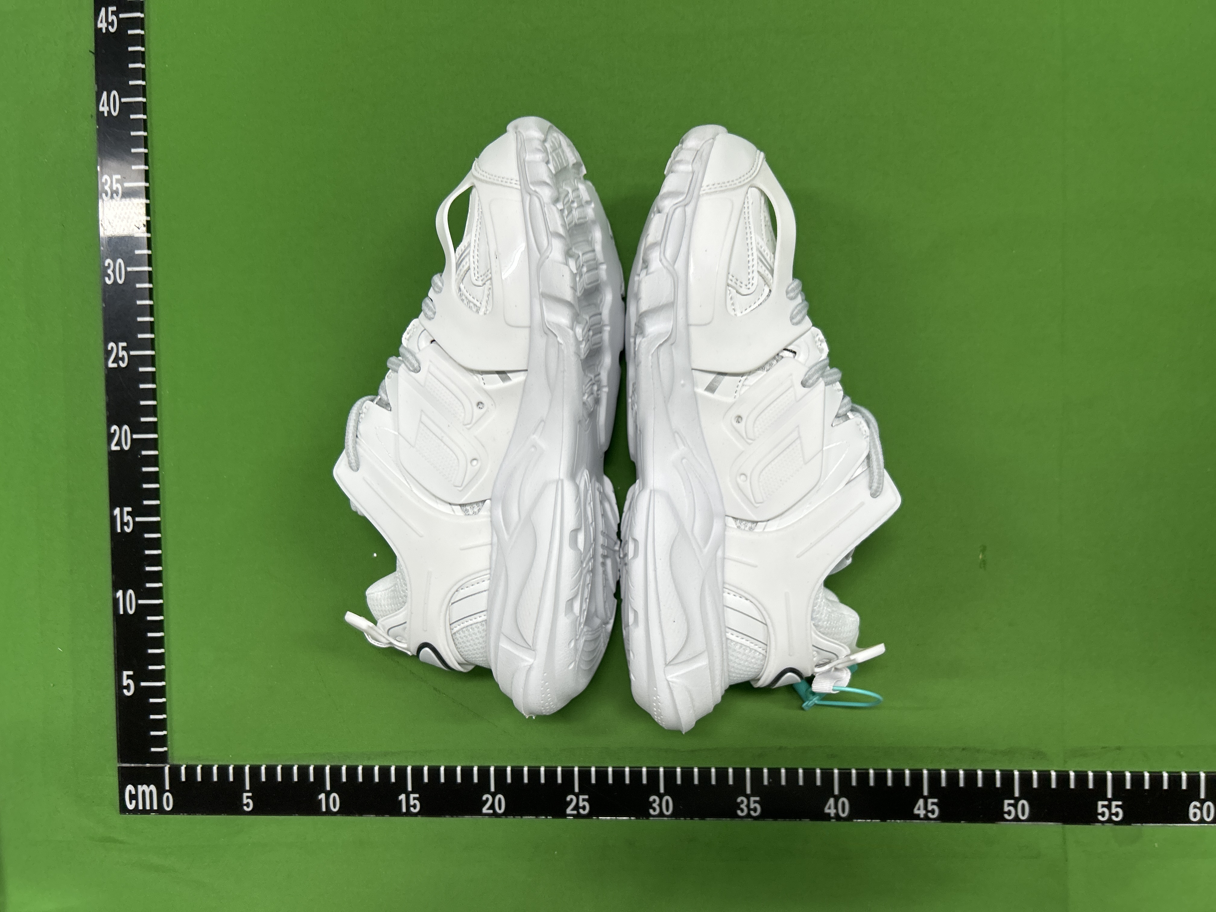 Foto QC 4 de Balenciaga Track.3 Low Black White