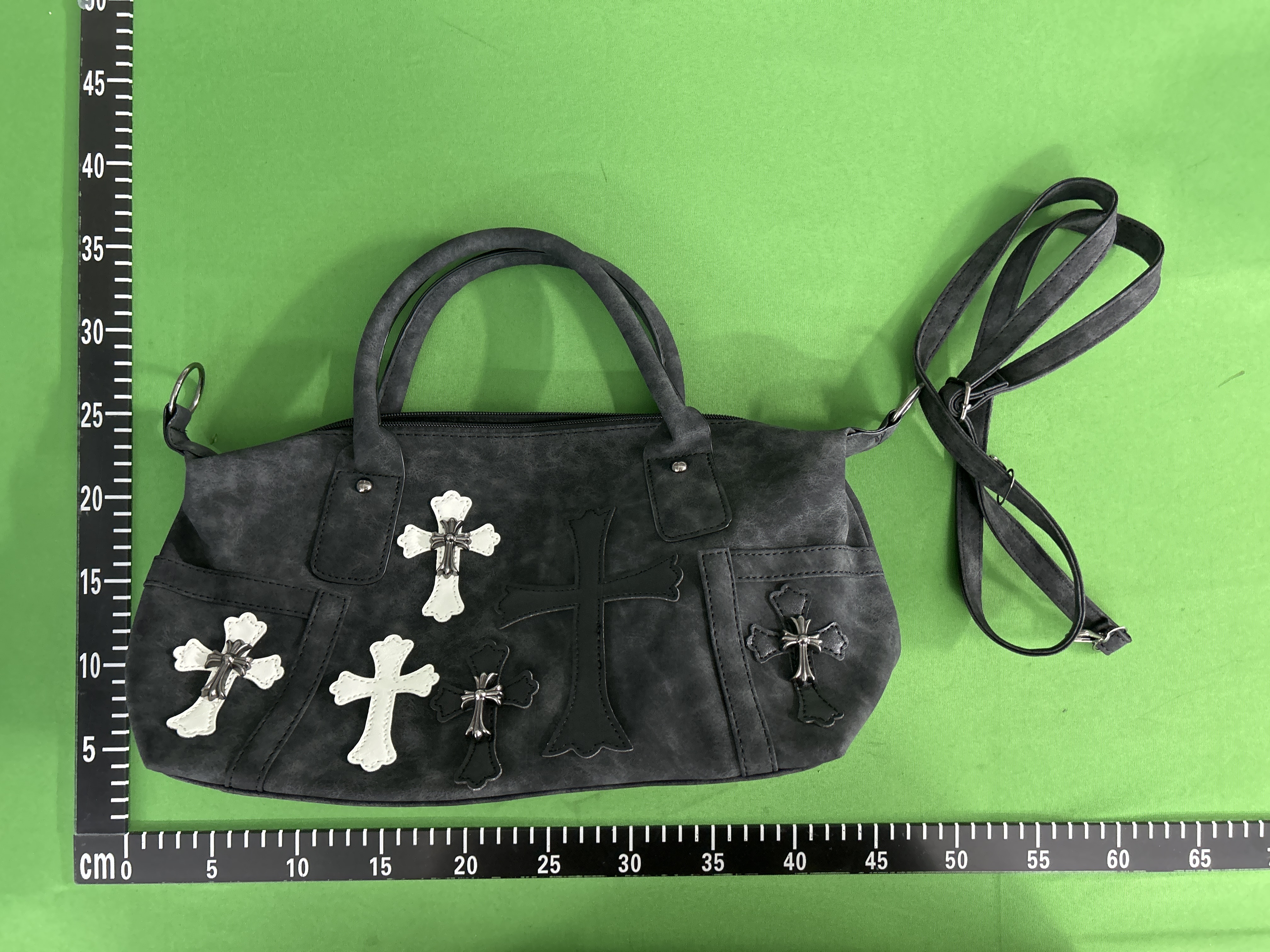 Foto QC 3 de Chrome Hearts Cross Patch Crossbody Travel Bag Black Leather