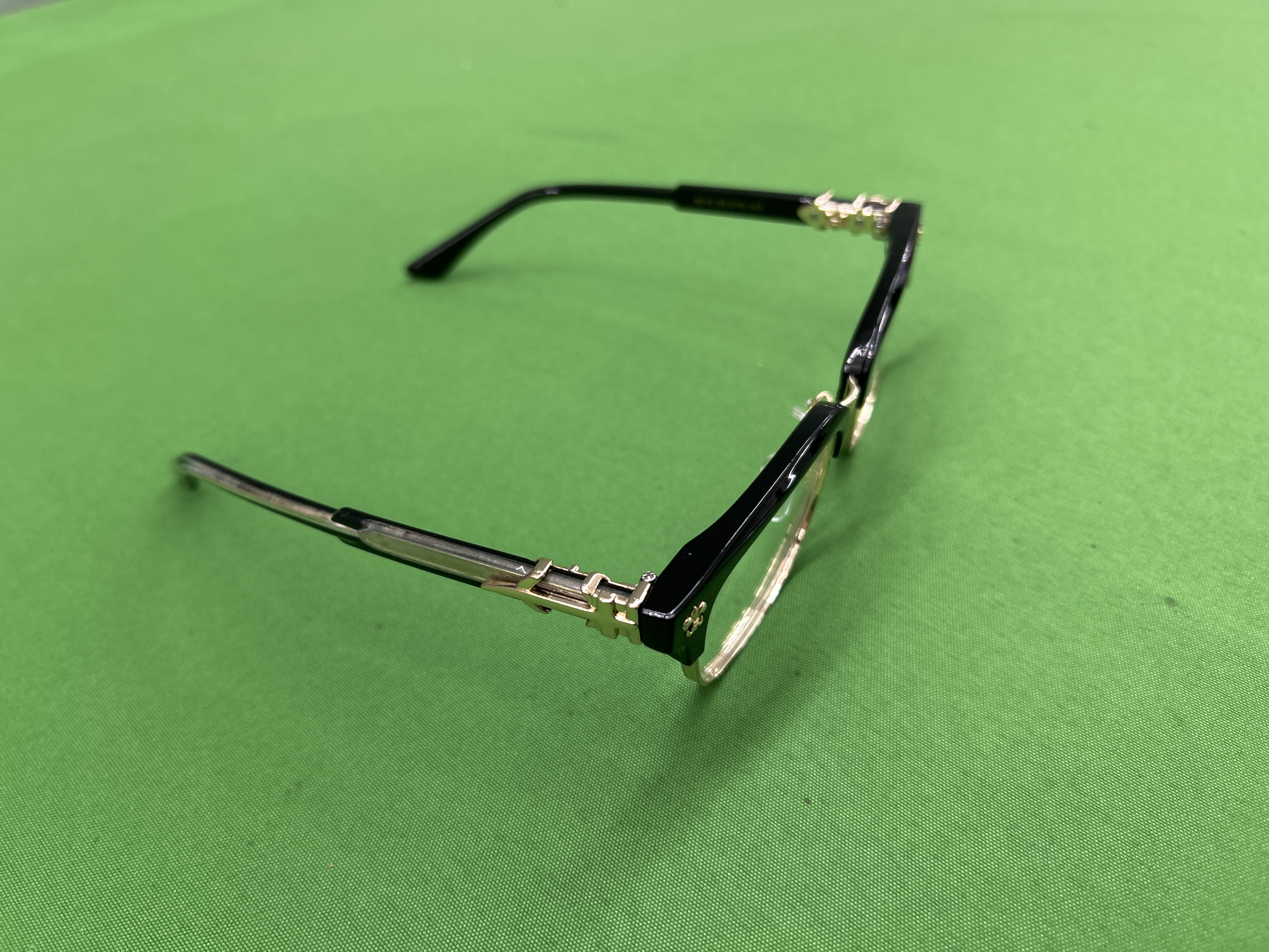 Foto QC 5 de Chrome Hearts Square-Frame Acetate and Metal Eyeglasses Black Gold Clear (8010)