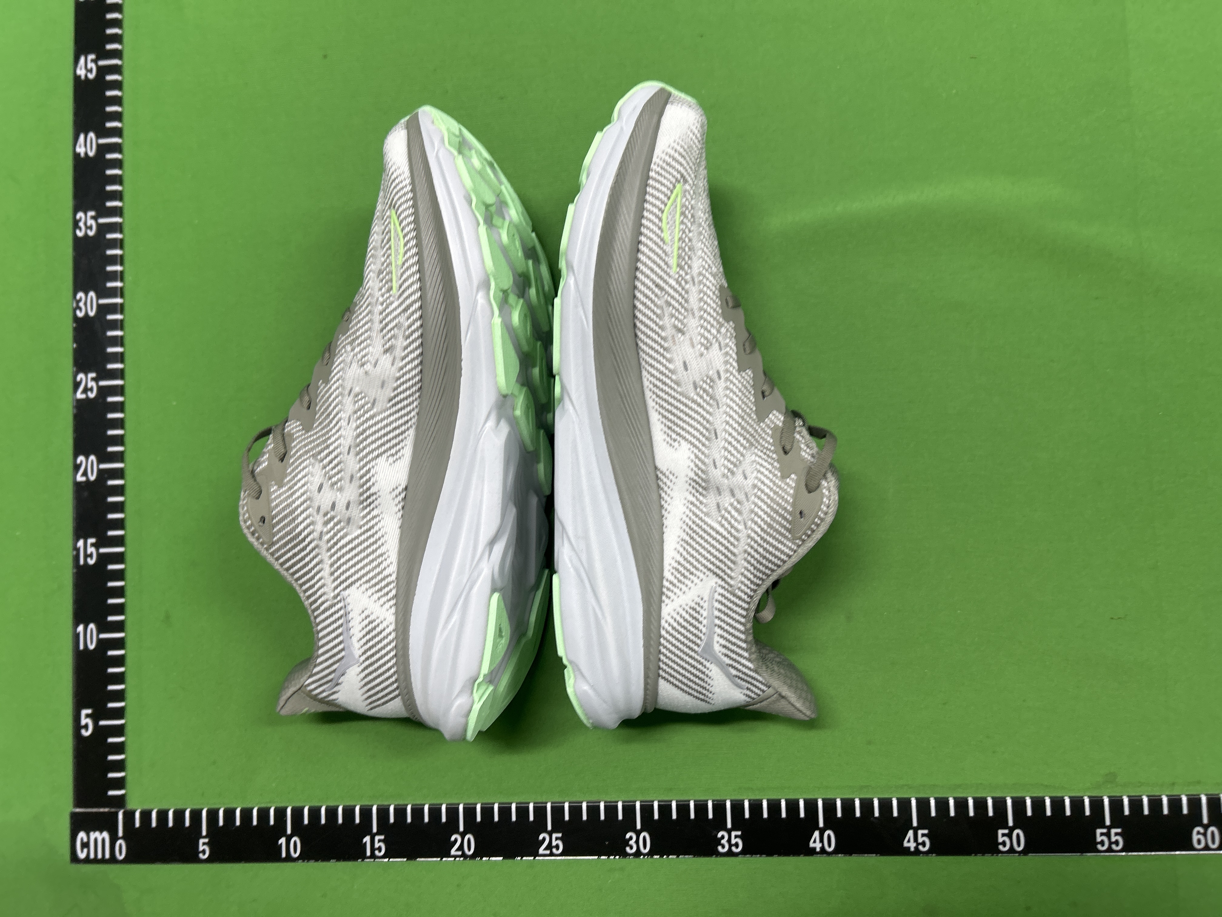 Foto QC 4 de Hoka Clifton 9 Low Black Rose Gold