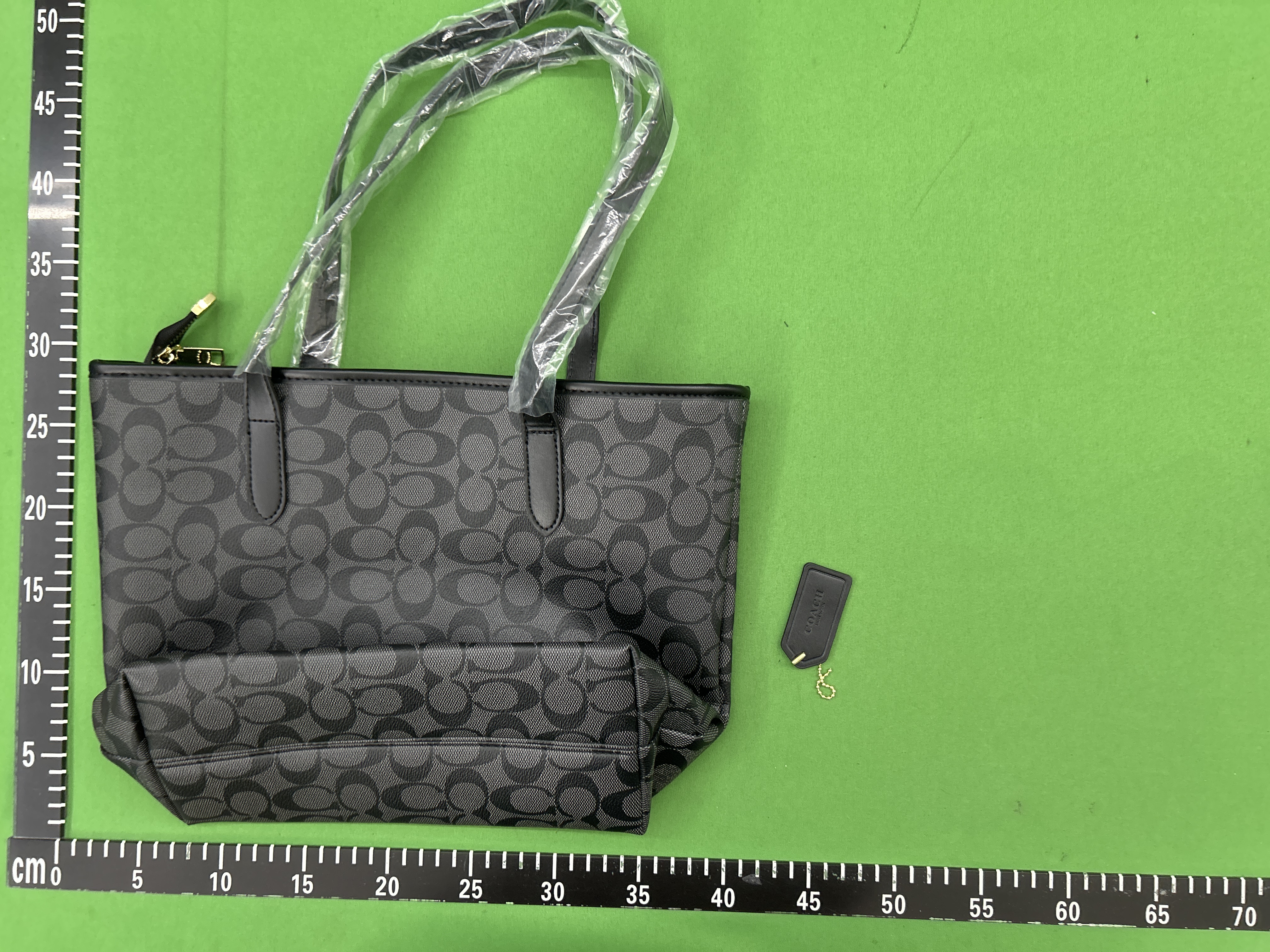 Foto QC 7 de Coach City Tote Signature Canvas Charcoal Black