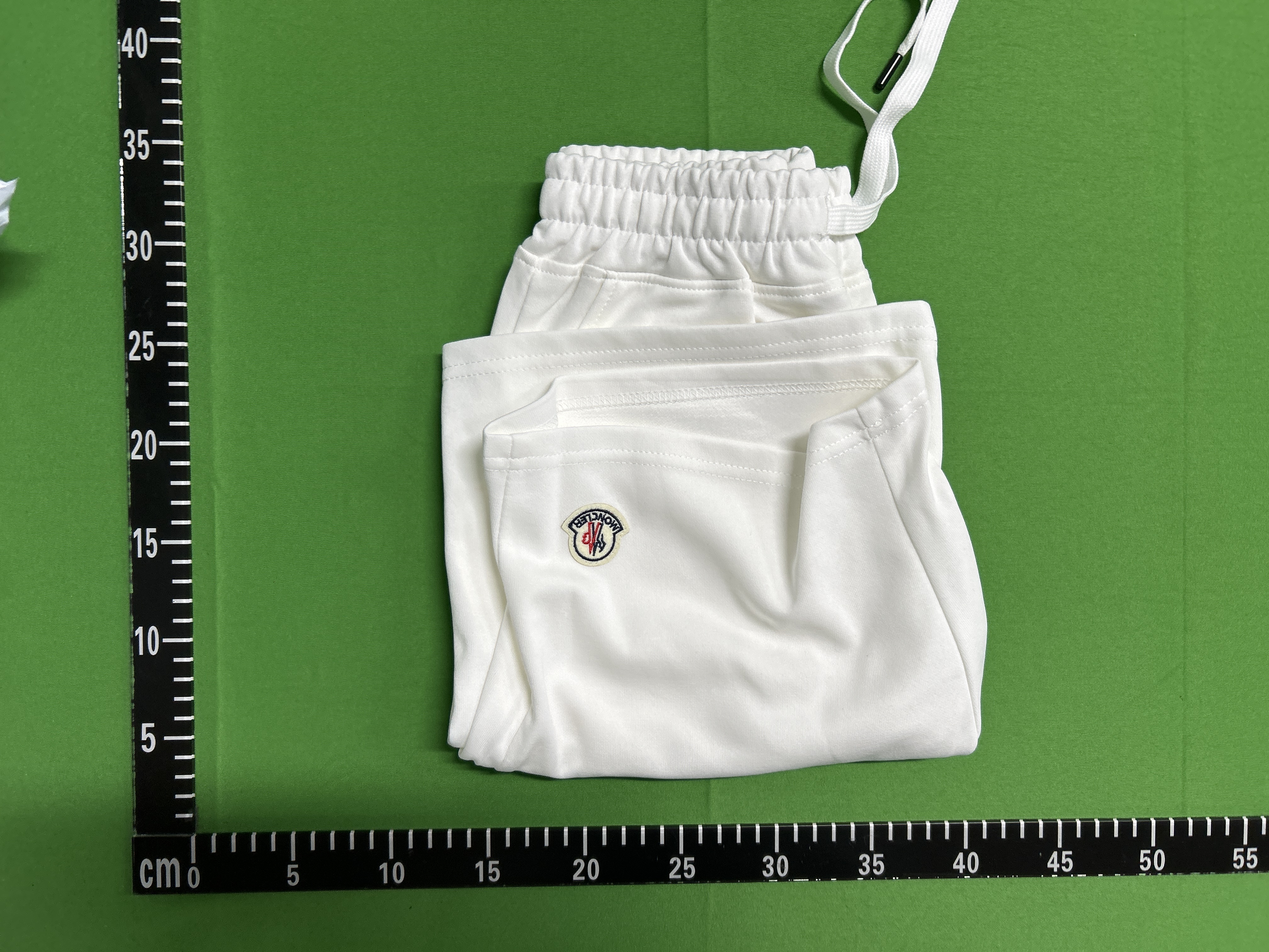 Foto QC 5 de Moncler Sweat Shorts Logo Camel
