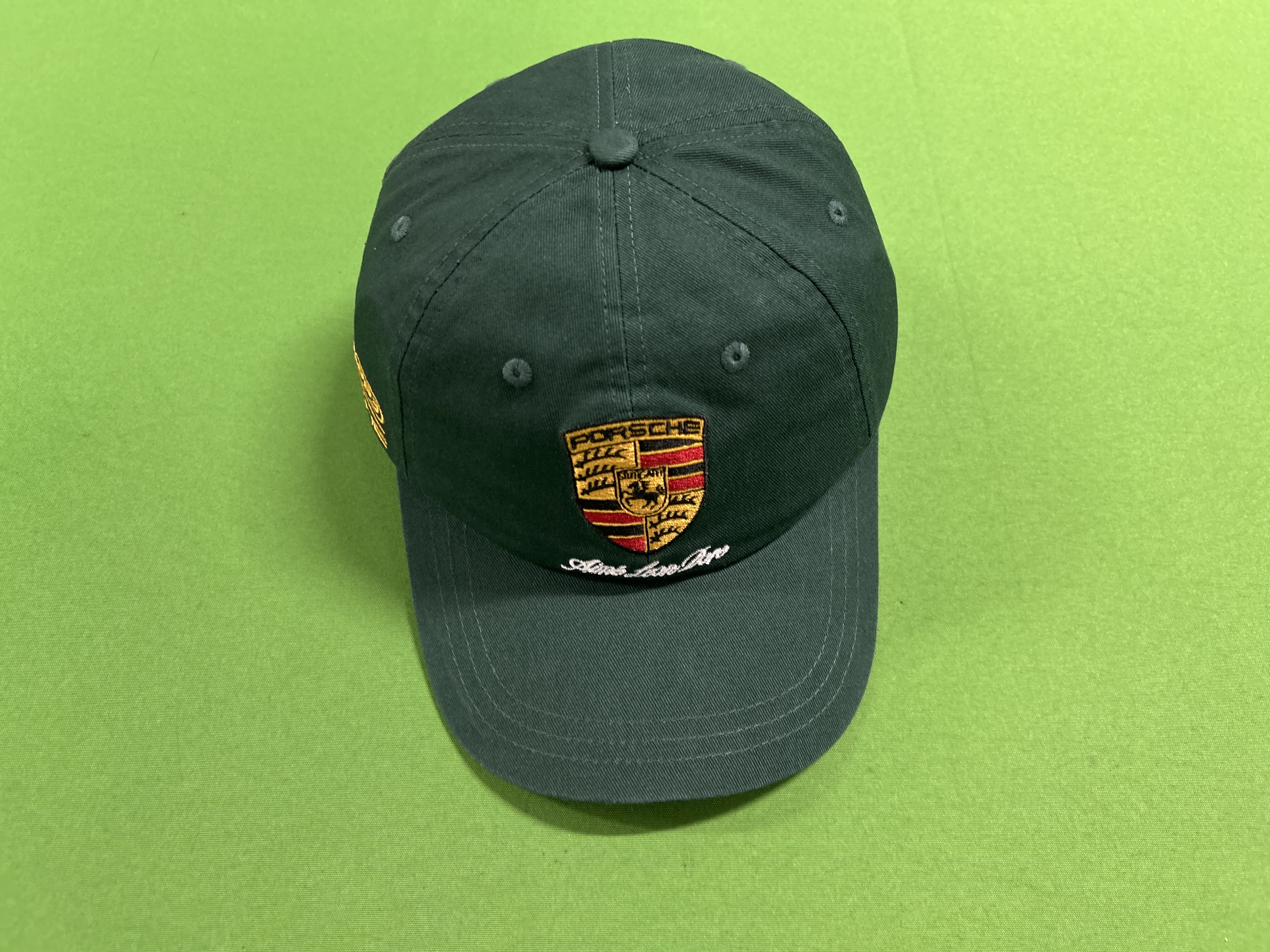 Foto QC 3 de Aimé Leon Dore Porsche Crest Cap Green