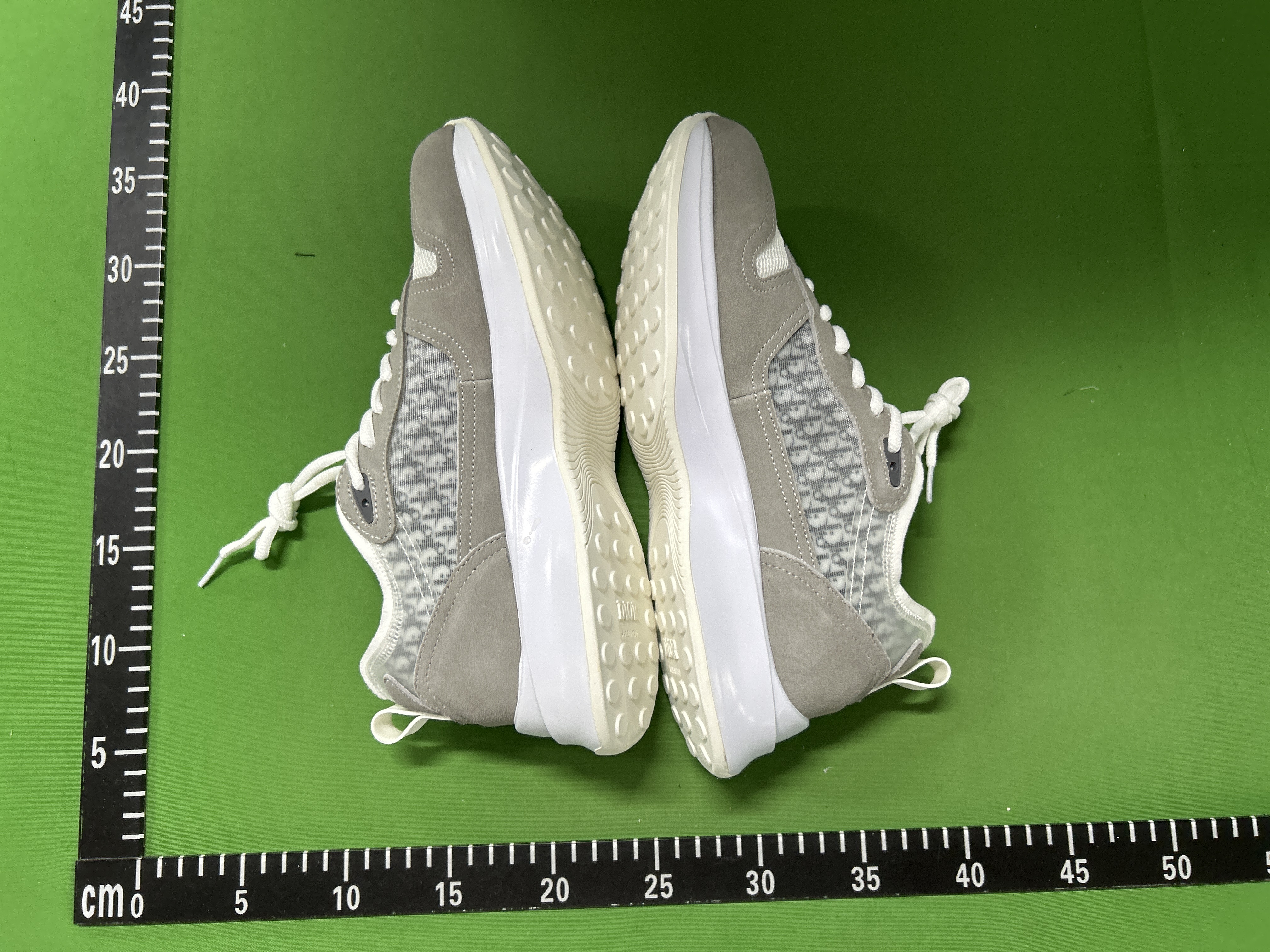 Foto QC 4 de Dior B25 Low Black White Dior Oblique