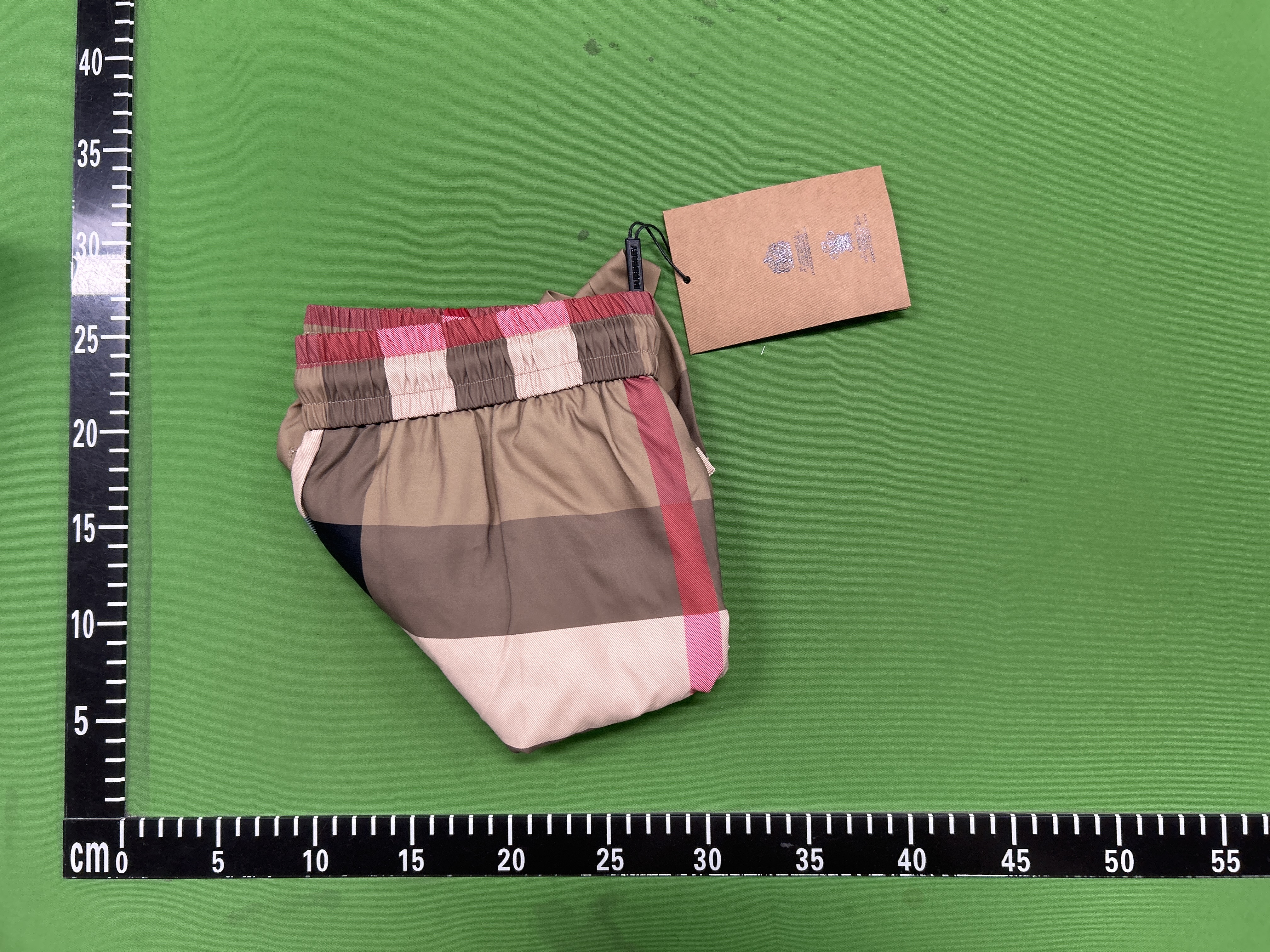 Foto QC 1 de Burberry Board Shorts Patchwork Check Beige