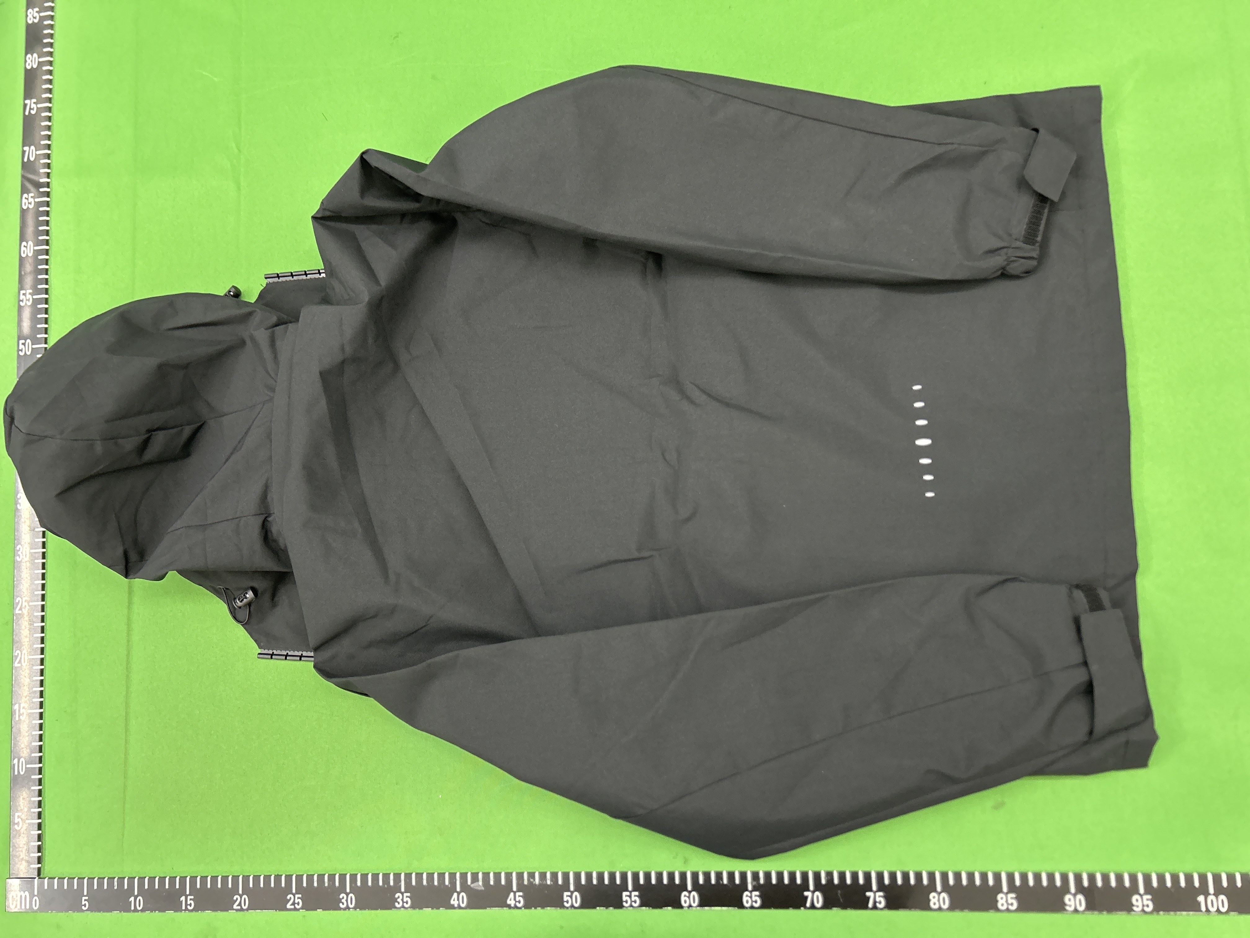 Foto QC 4 de Under Armour Jacket Windbreaker Black
