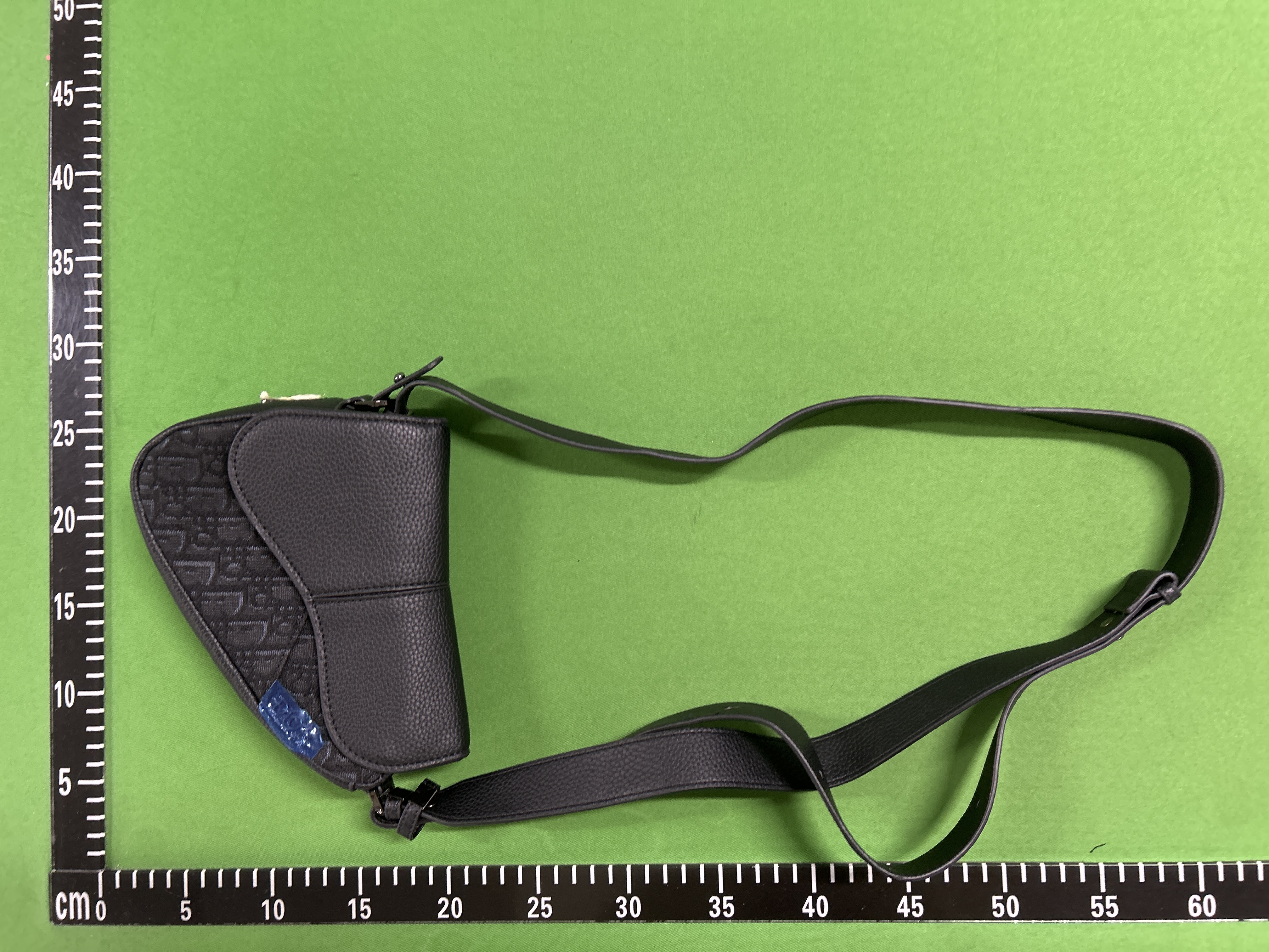 Foto QC 7 de Gucci Messenger Bag Small Black/Grey GG Supreme Canvas