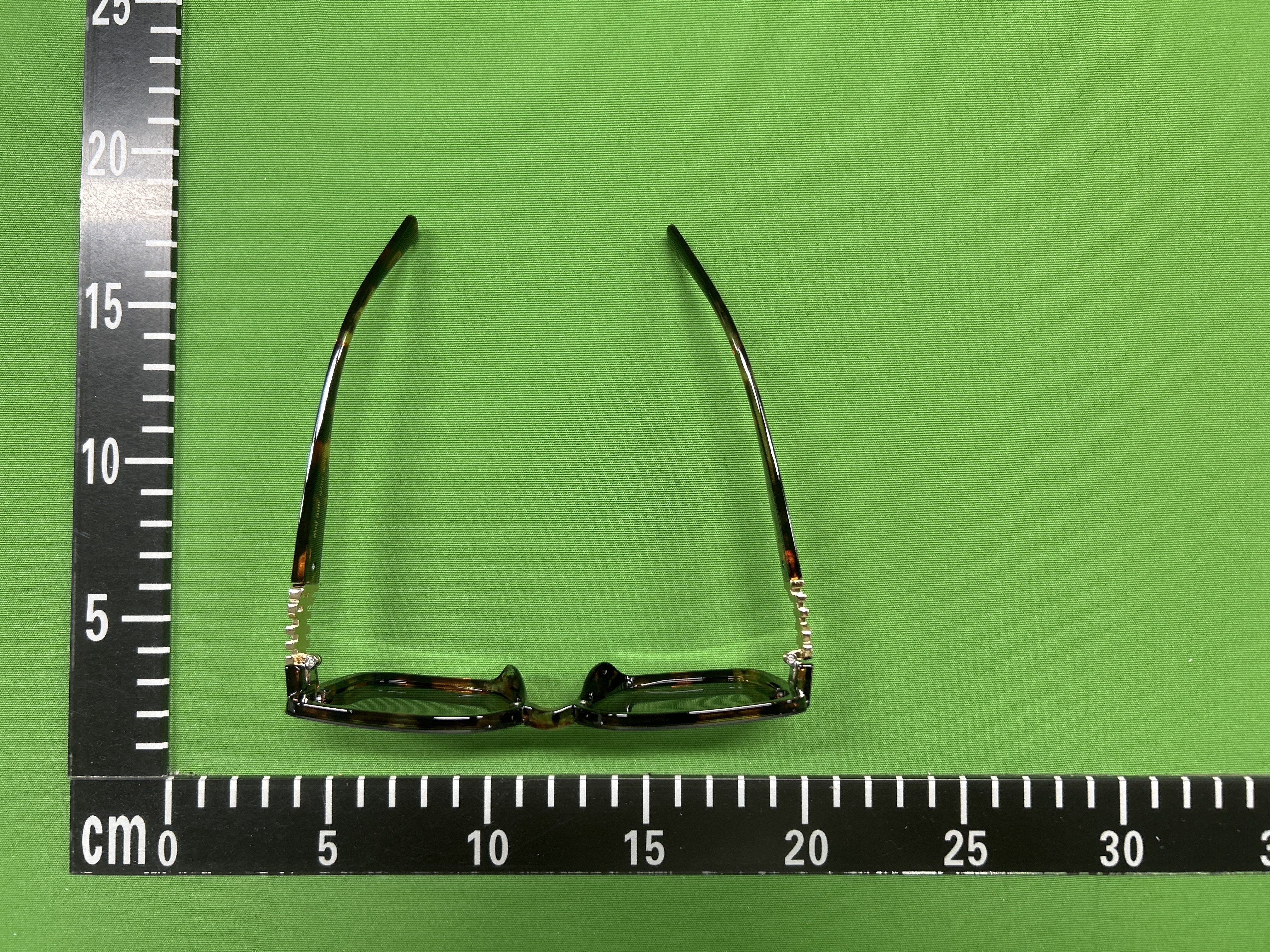Foto QC 8 de Miu Miu Square-Frame Acetate Sunglasses Havana Grey Gradient (9939)