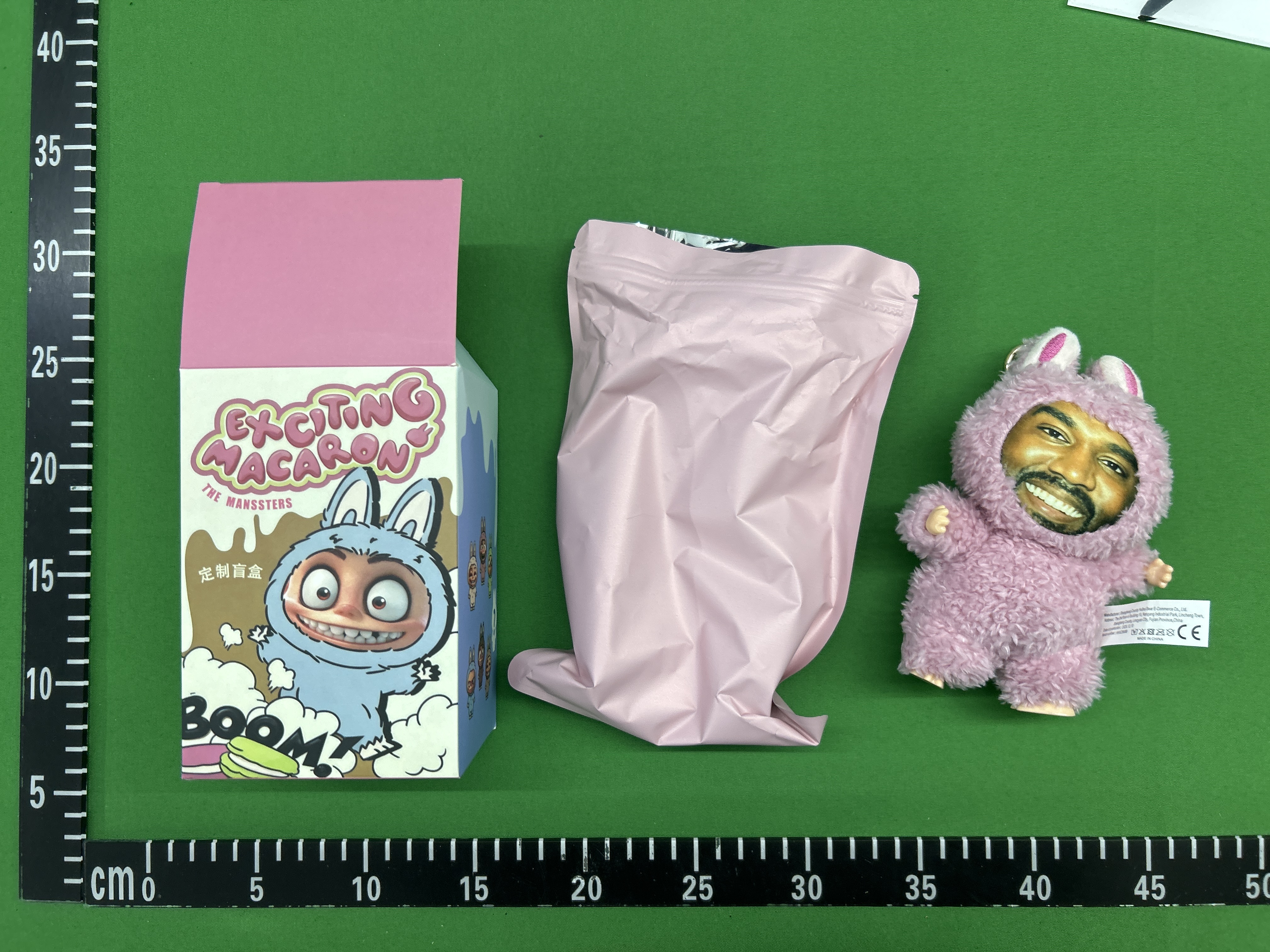 Foto QC 1 de Kanye West Labubu Hip-hop Trend Series Plush Pendant