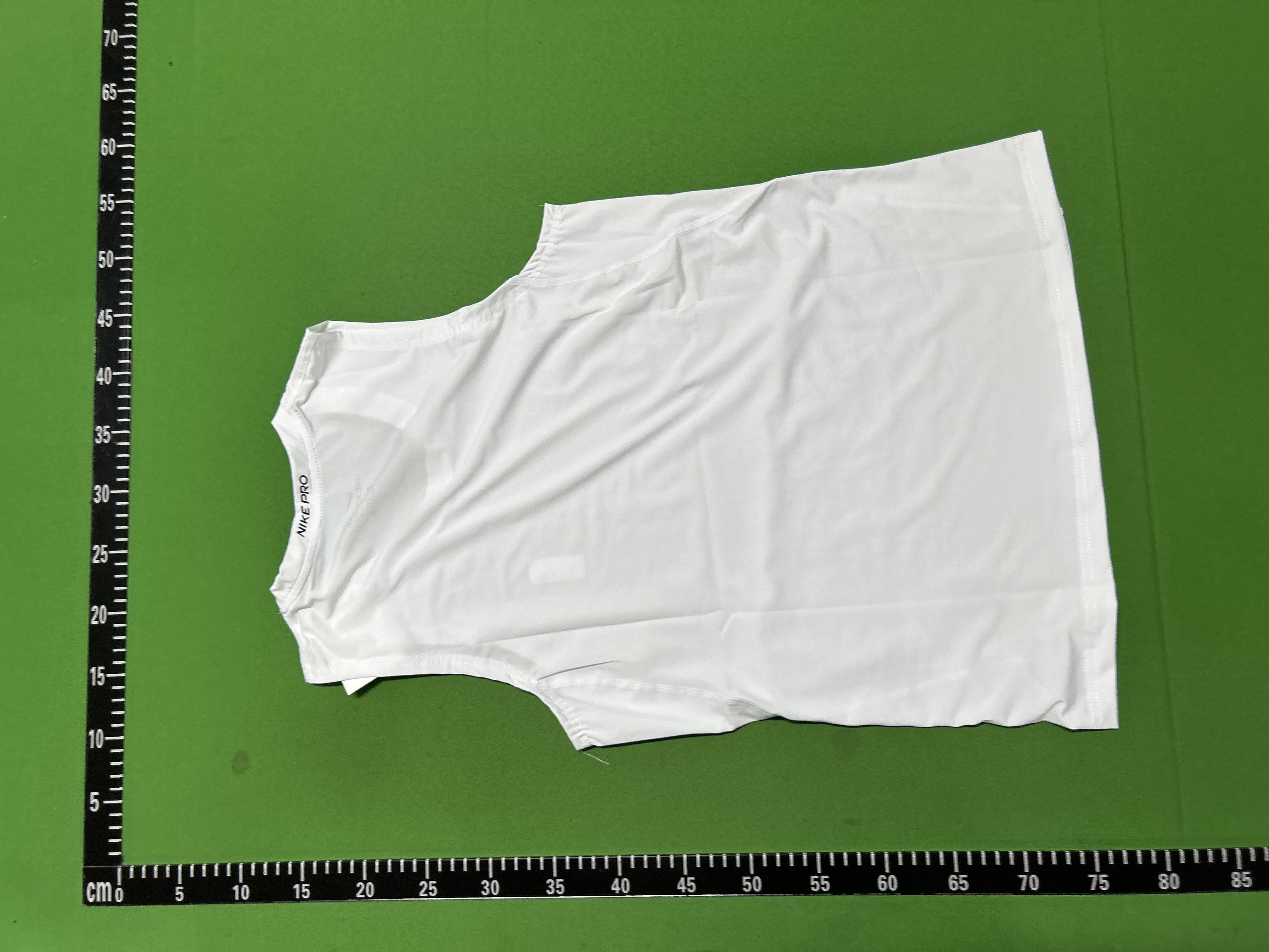 Foto QC 4 de Nike T-shirt Swoosh Logo Contrast Stitching Black