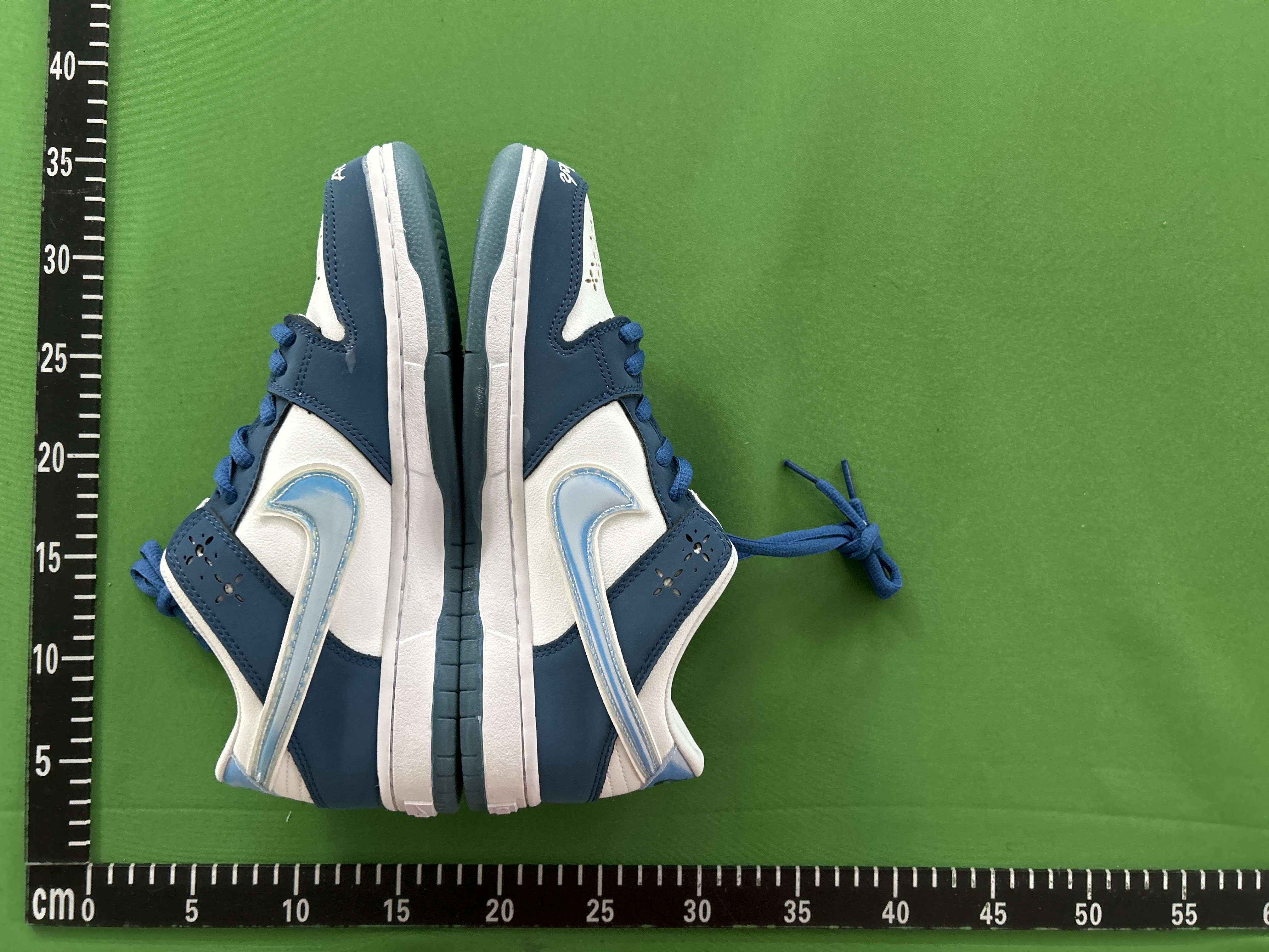 Foto QC 4 de Nike SB Dunk Low Travis Scott CT5053-001