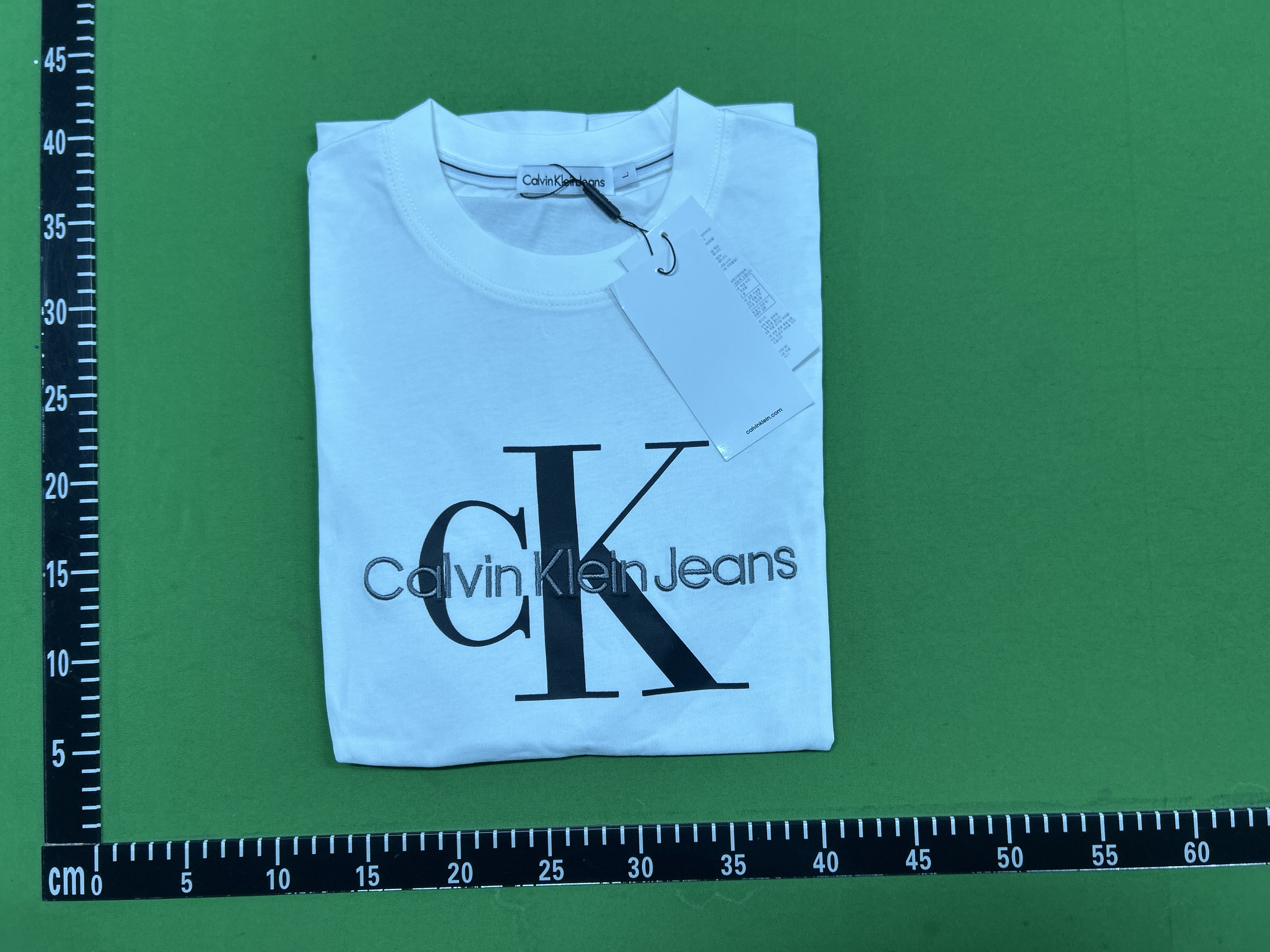 Foto QC 1 de Calvin Klein Jeans T-shirt Monogram Logo Black
