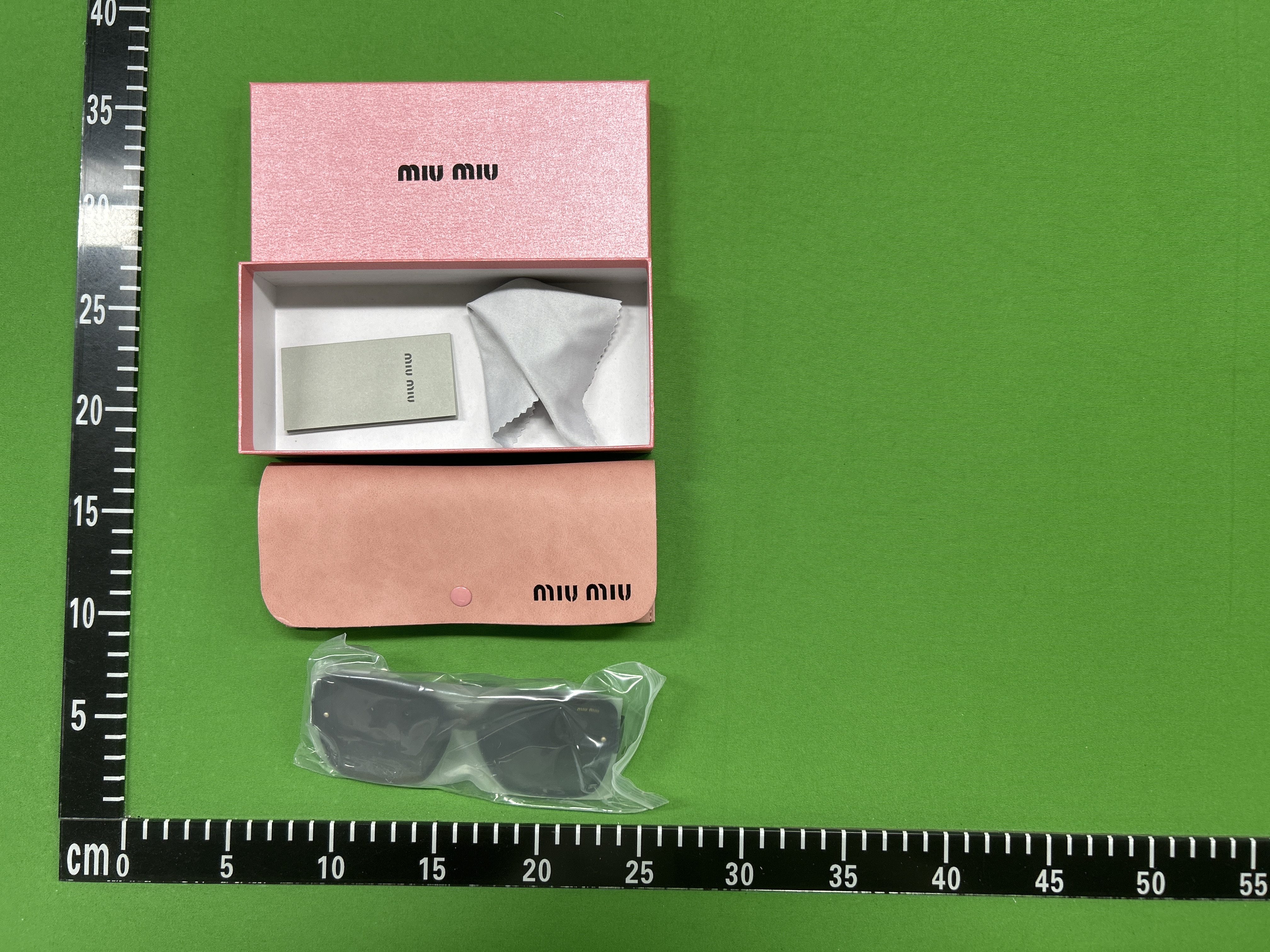 Foto QC 7 de Miu Miu Square-Frame Acetate Sunglasses Havana Grey Gradient (9939)