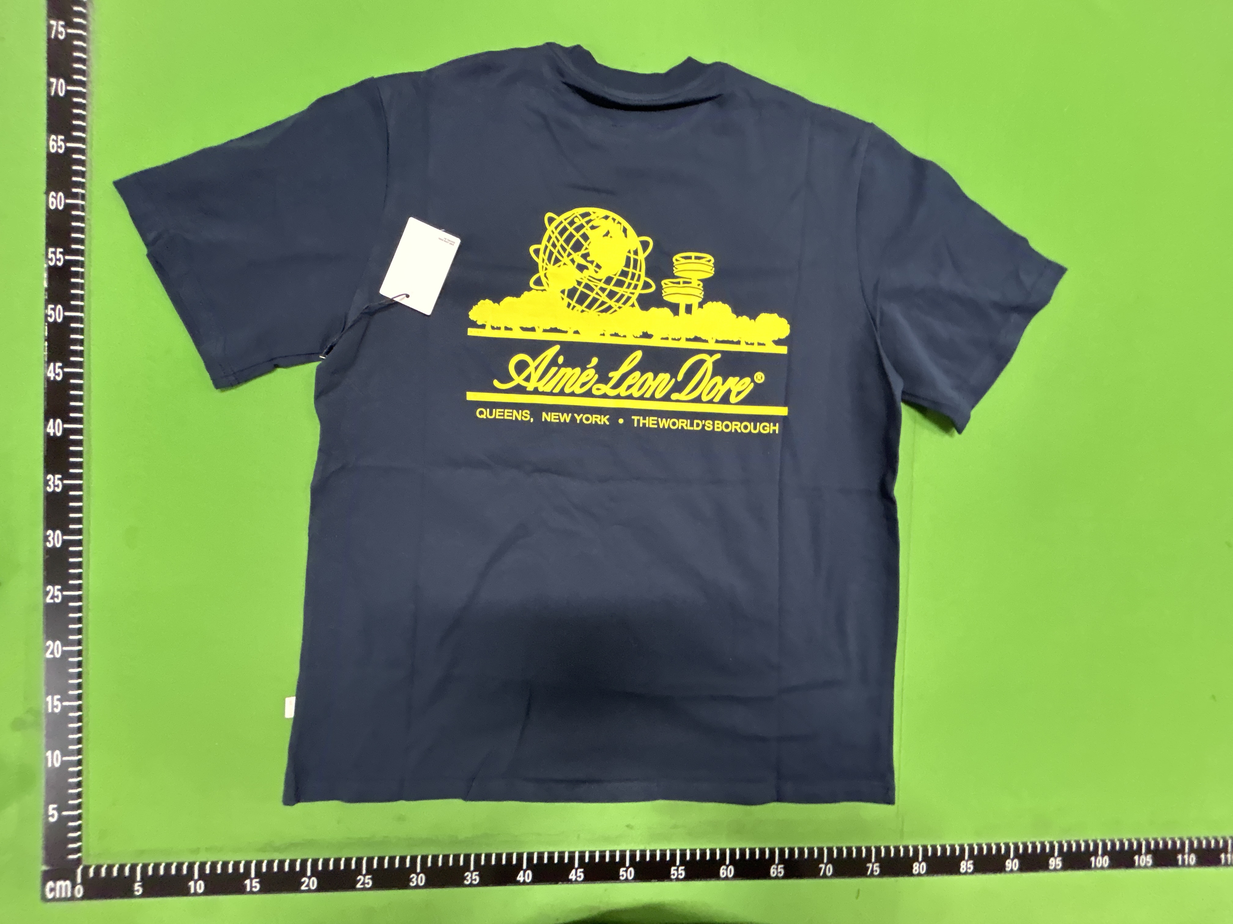 Foto QC 5 de Aime Leon Dore T-shirt World's Borough Black