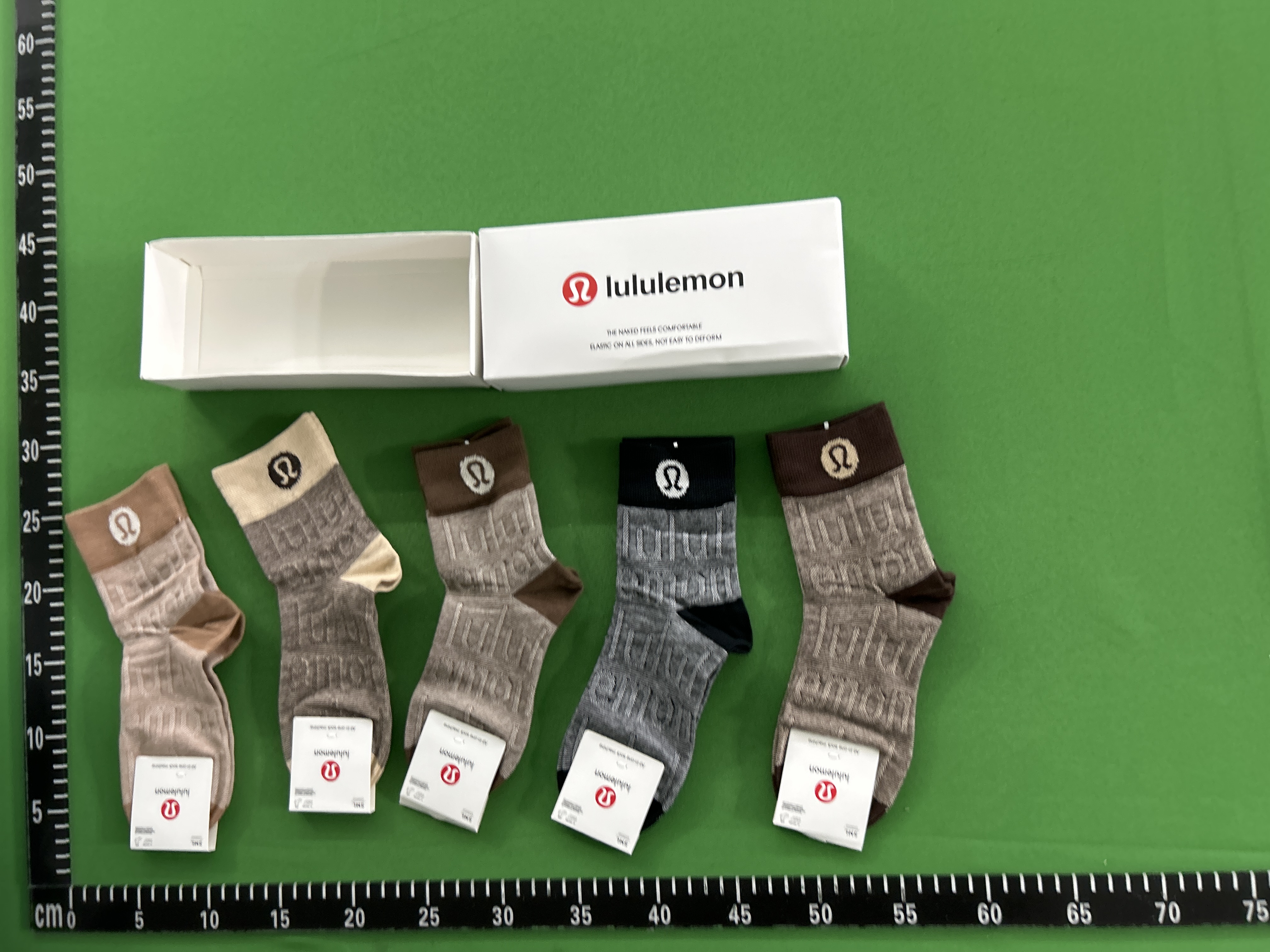 Foto QC 4 de lululemon Crew Socks Logo Multi-Color