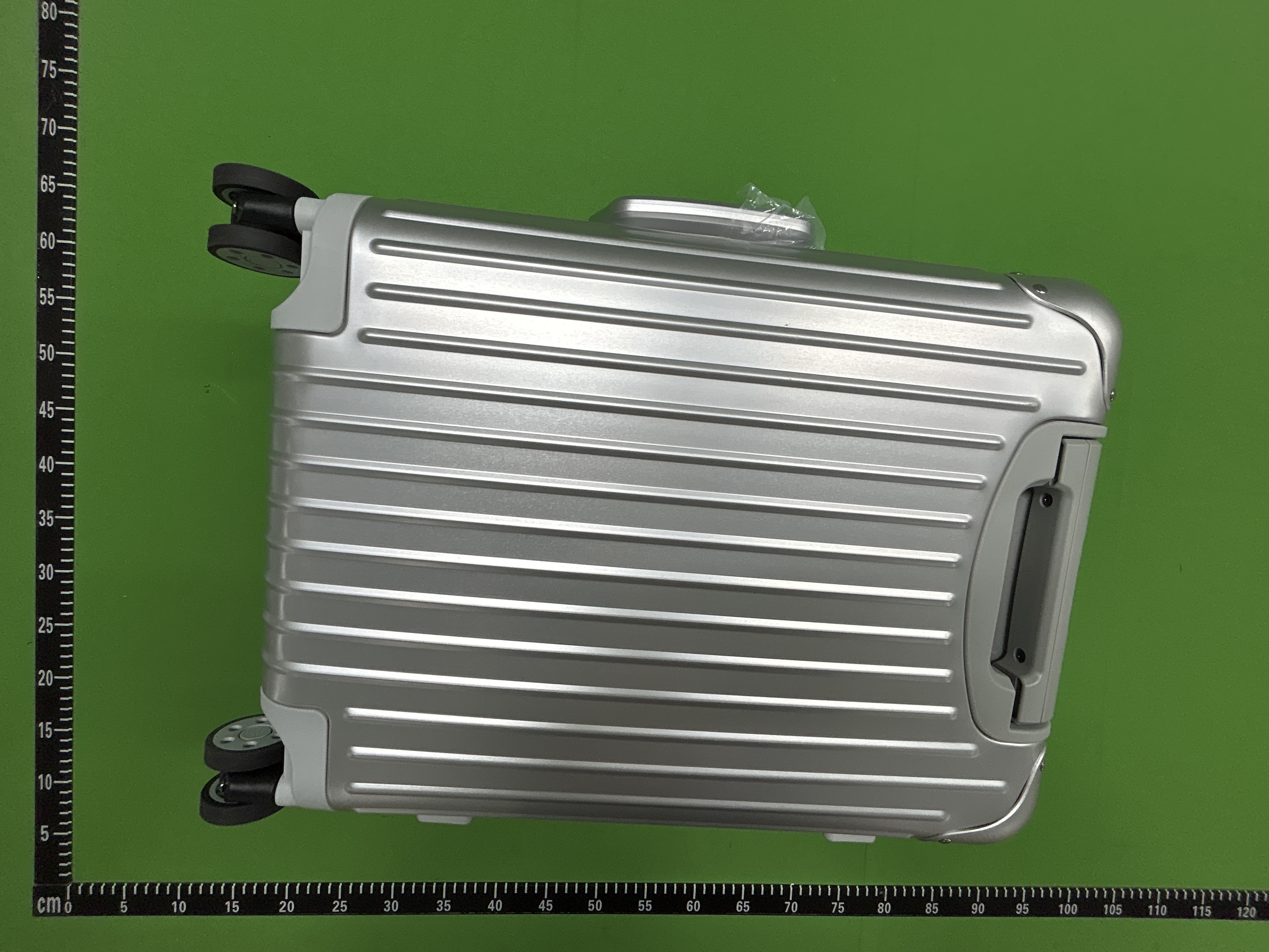Foto QC 5 de Rimowa Original Cabin Black Aluminum
