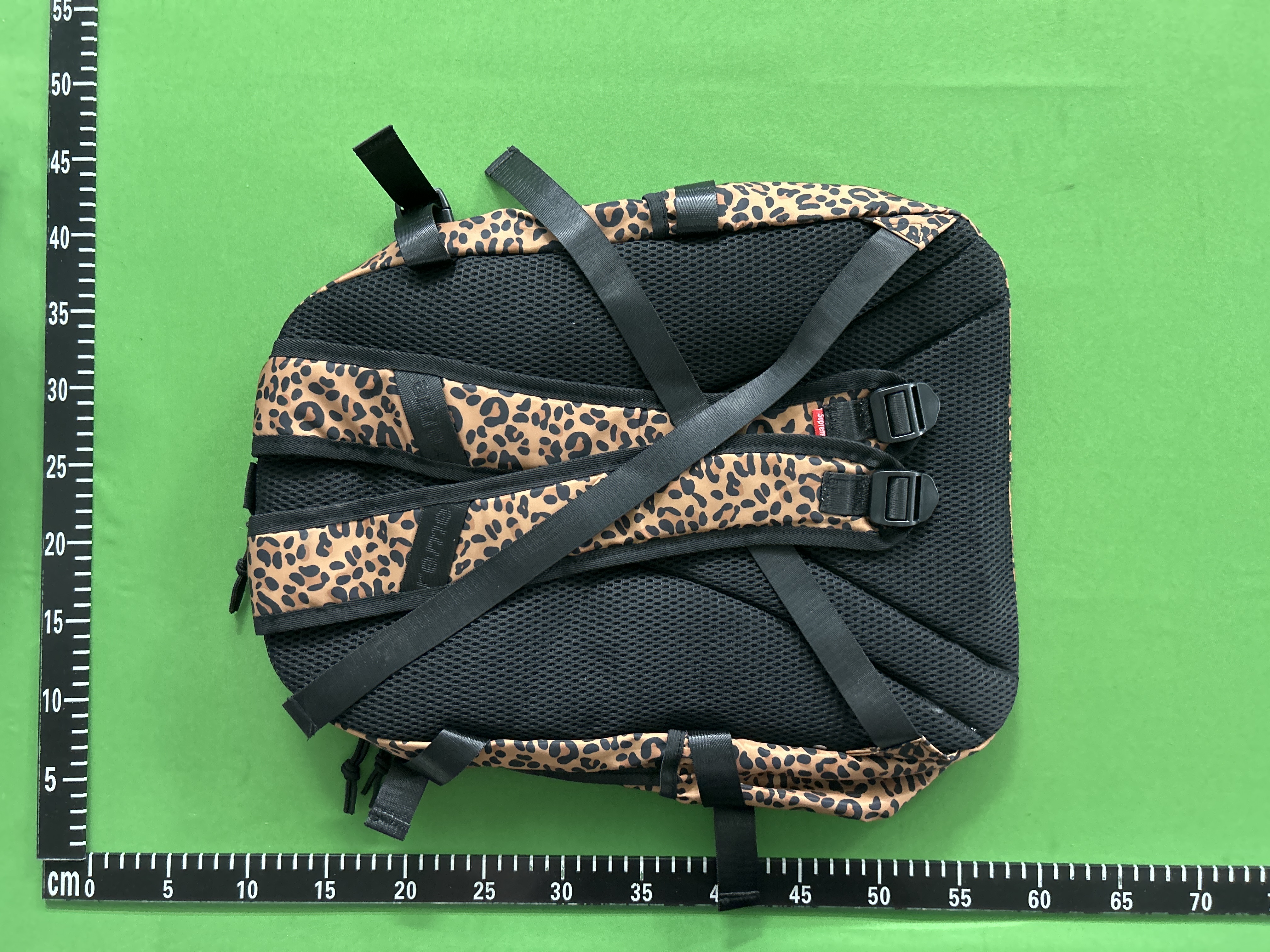 Foto QC 4 de Supreme Mesh Messenger Bag Blue Chocolate Chip Camo
