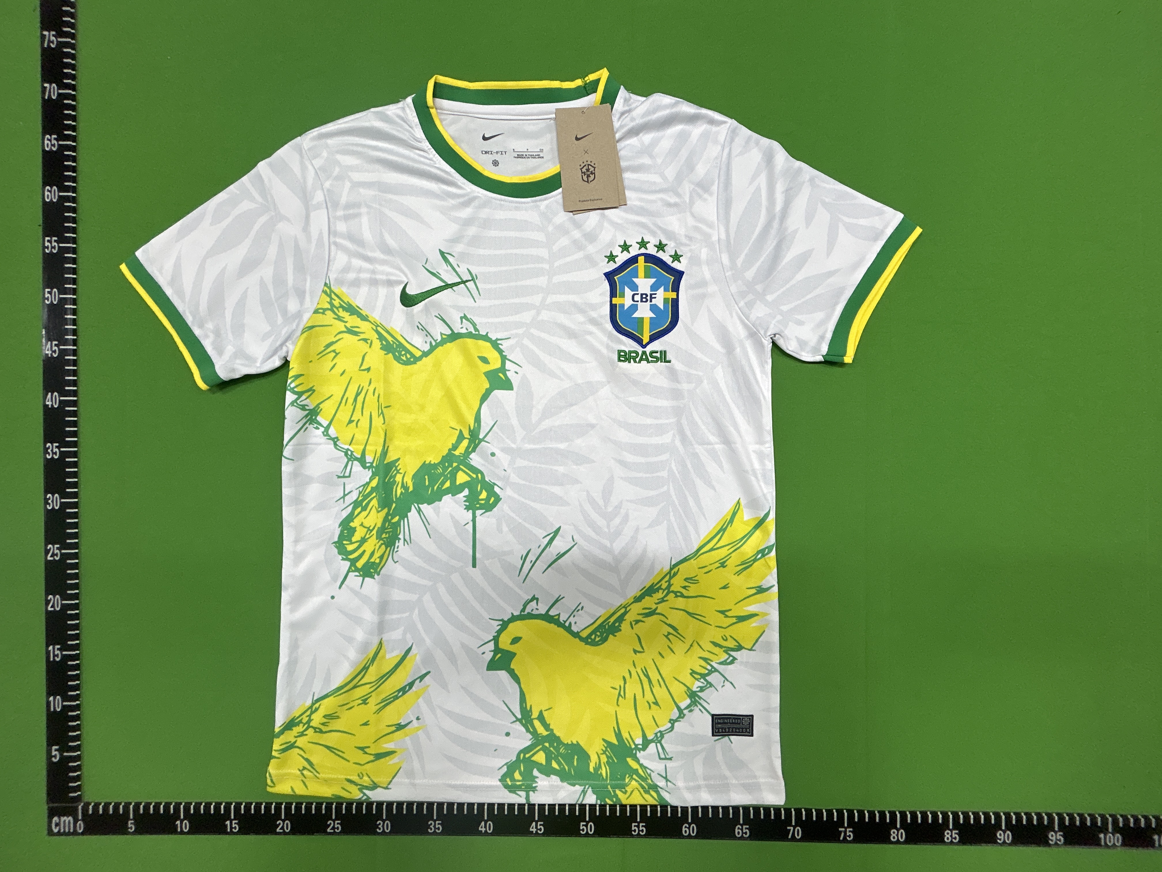 Foto QC 7 de Nike x Brazil 2023/24 Special Edition Rio de Janeiro Graphic Fan Jersey Black