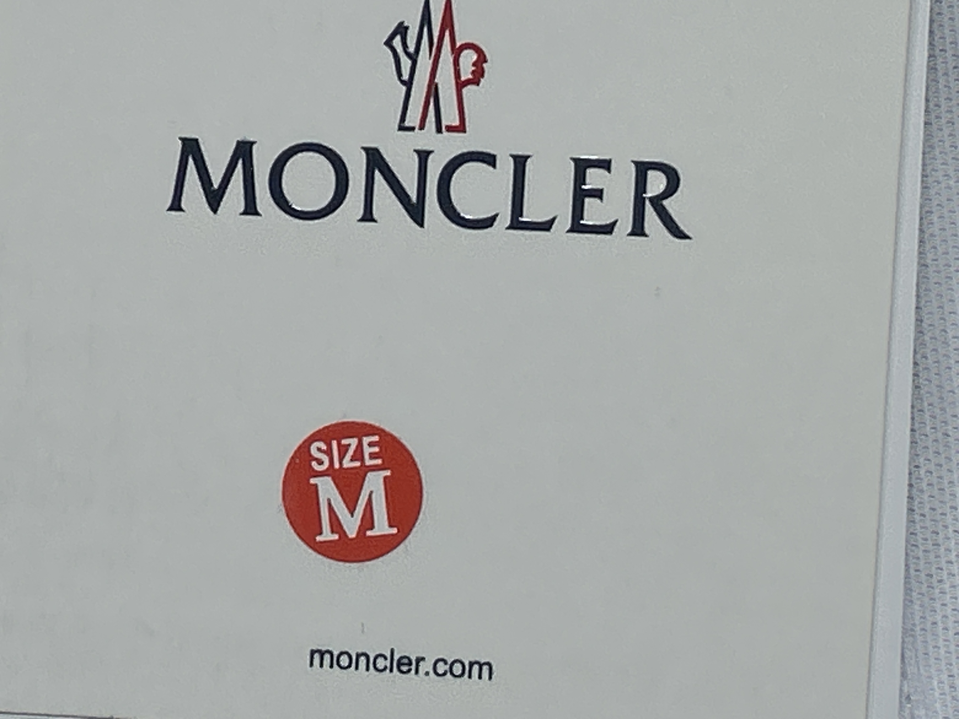 Foto QC 2 de Moncler Tricolor Trim Polo Shirt Grey