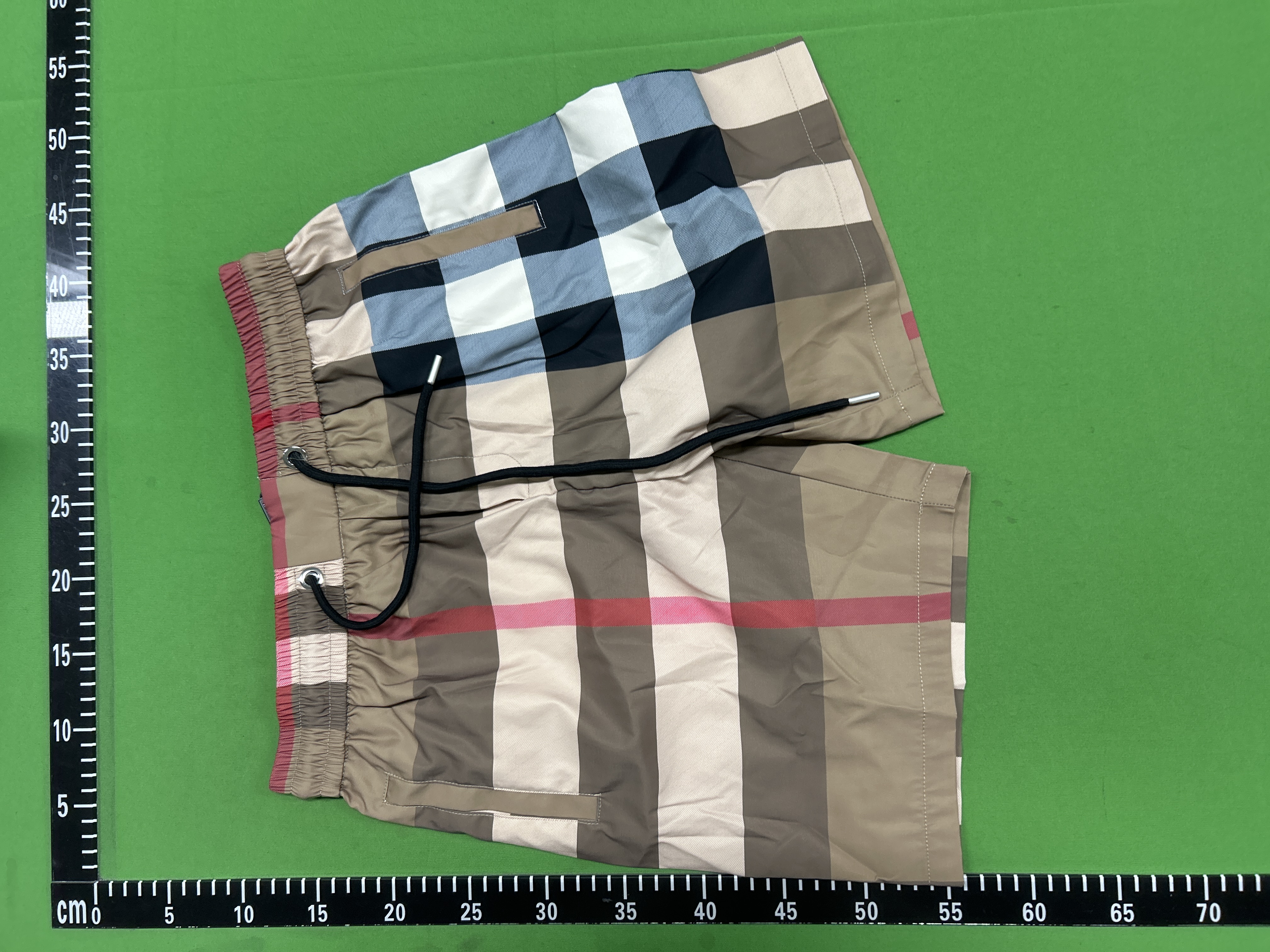 Foto QC 3 de Burberry Board Shorts Patchwork Check Beige