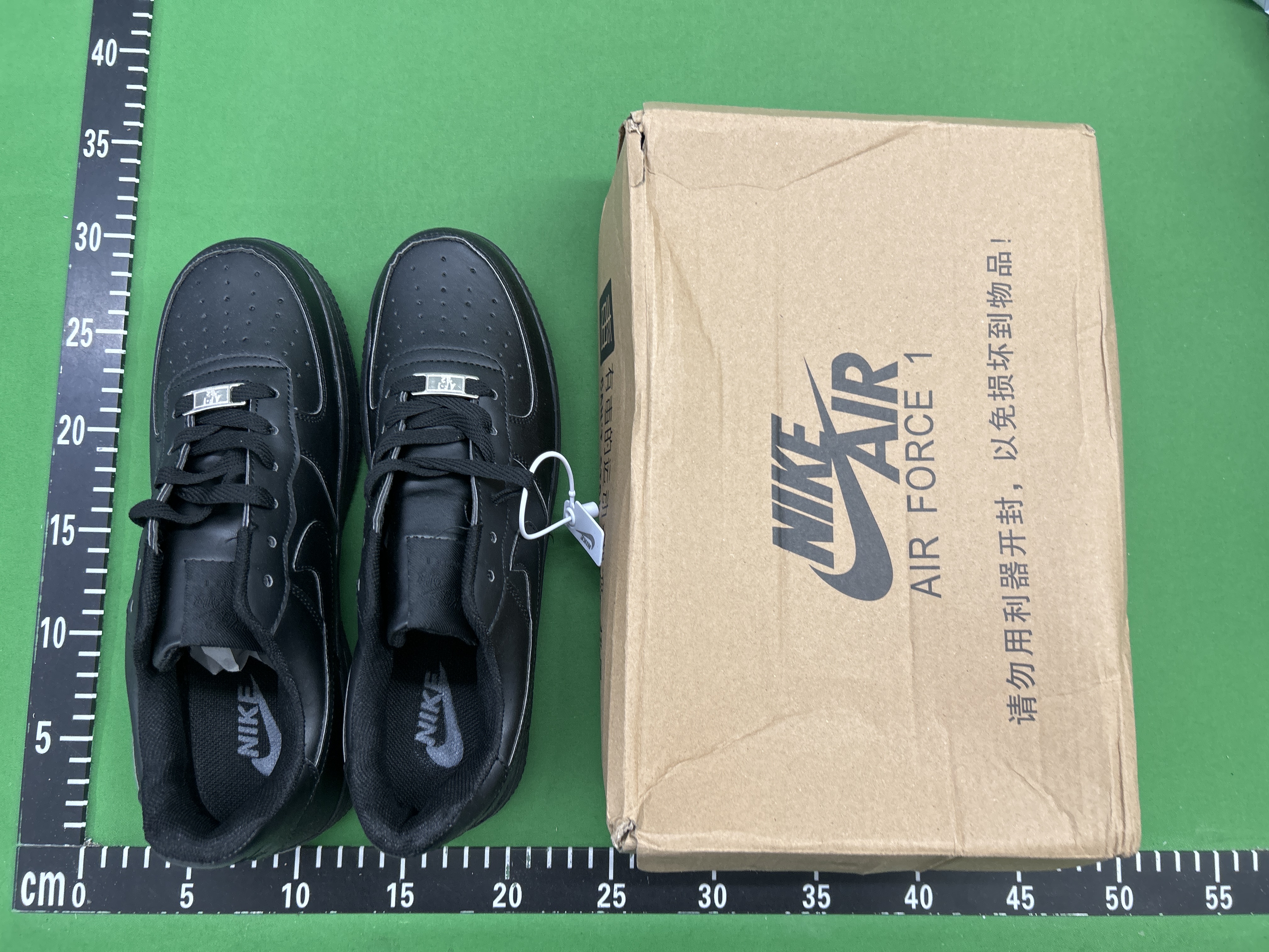 Foto QC 2 de Nike Air Force 1 Low '07 Triple White CW2288-111