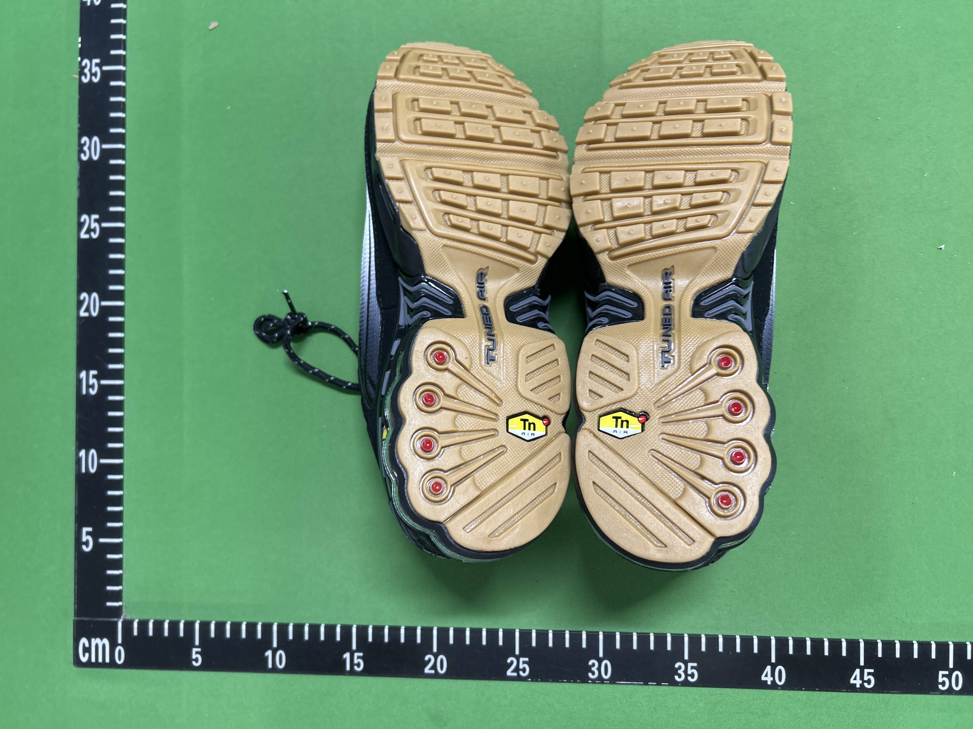 Foto QC 6 de Nike Air Max Plus 3 Retro White Black University Red CK6715-101