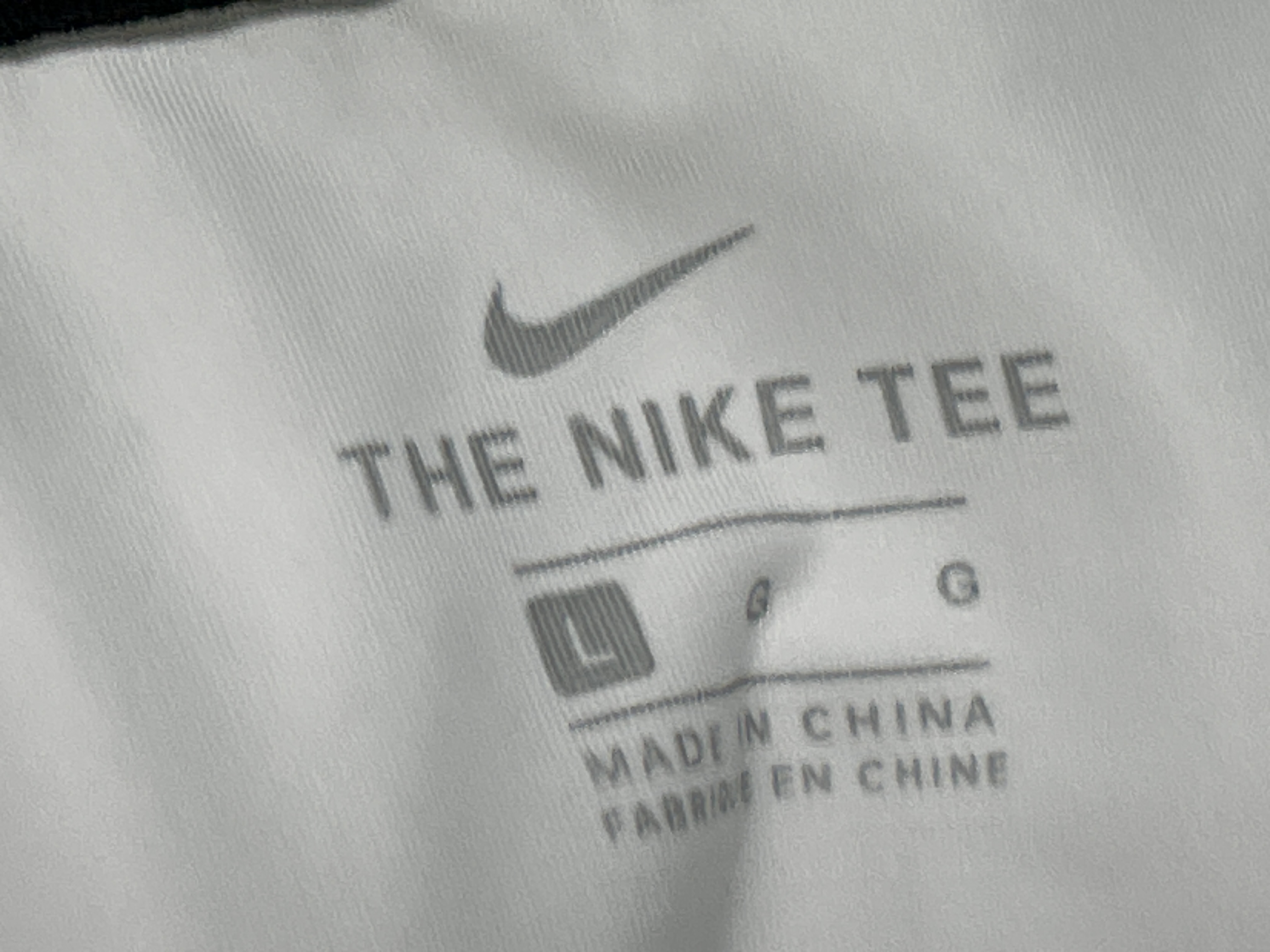 Foto QC 2 de Nike T-shirt Swoosh Logo Contrast Stitching Black