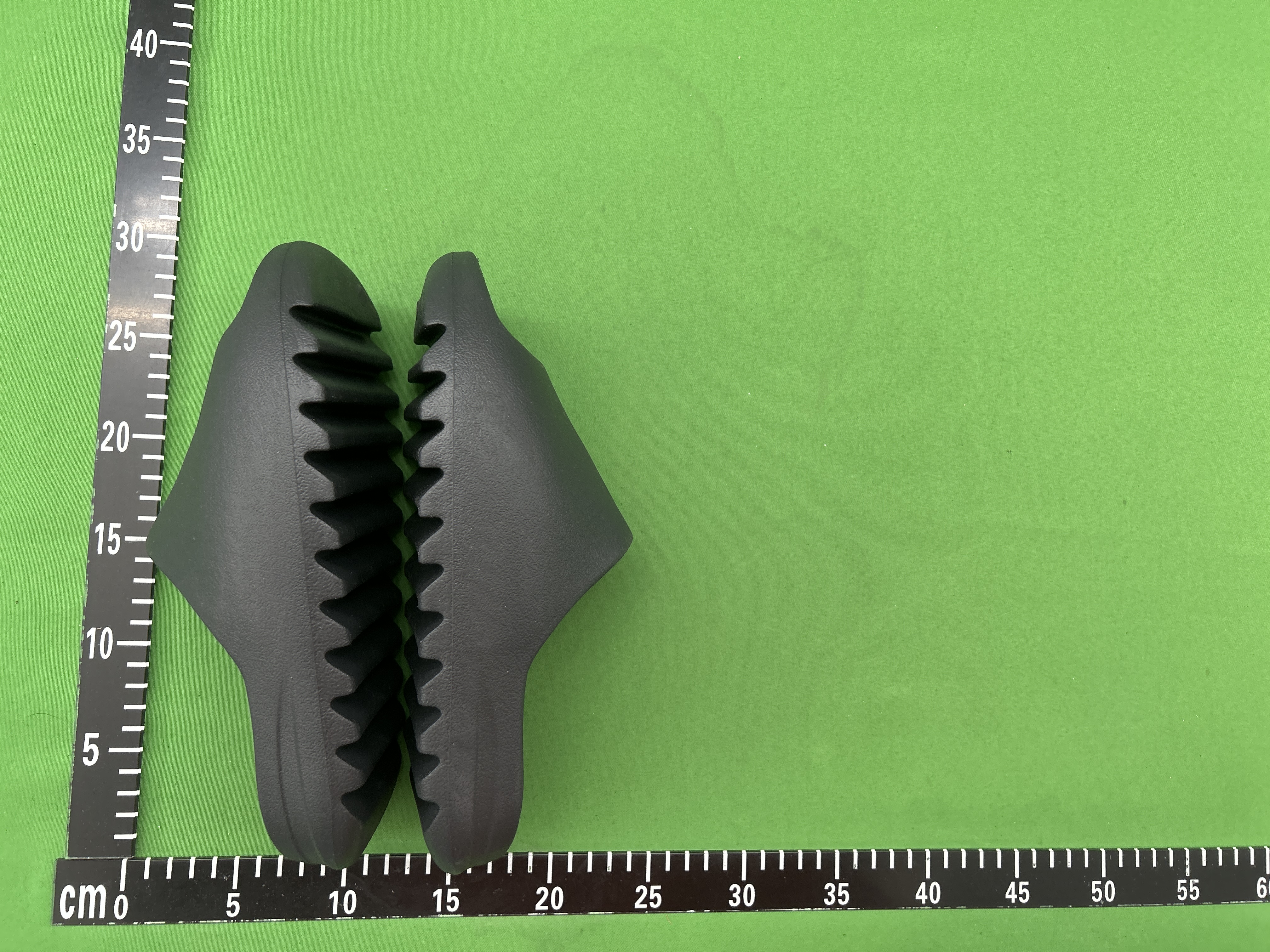 Foto QC 5 de adidas Yeezy Foam RNNR Foam MX Cinder