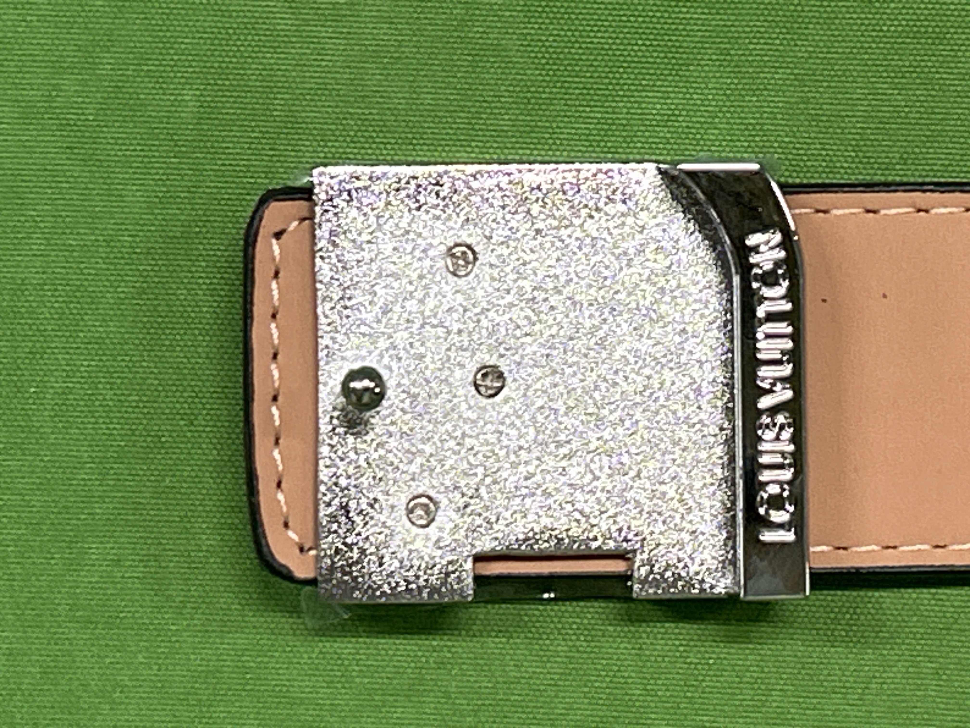 Foto QC 2 de Louis Vuitton LV Initiales Belt Monogram Comics