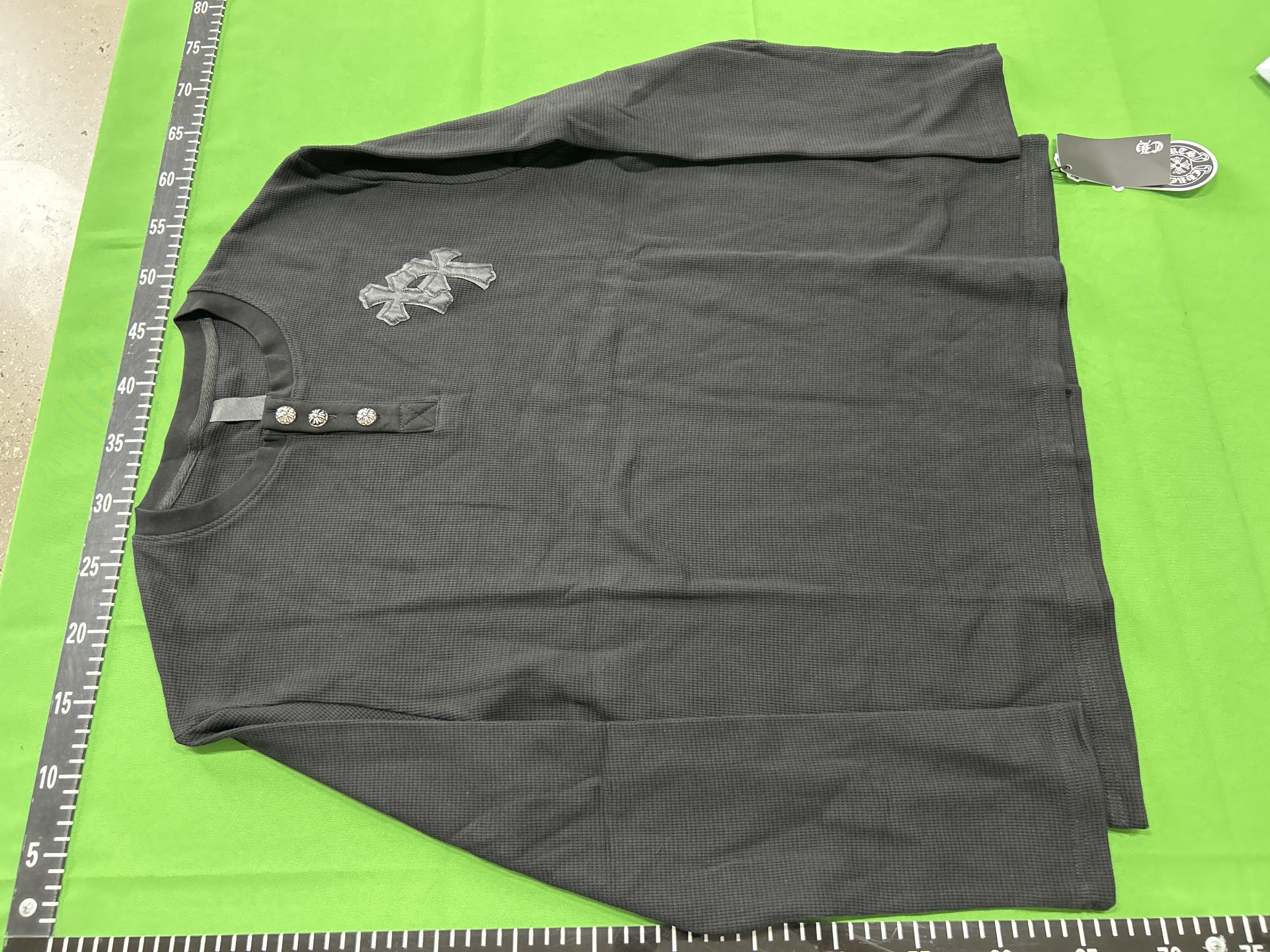 Foto QC 1 de Chrome Hearts Shirt Waffle Knit Leather Cross Patch Black