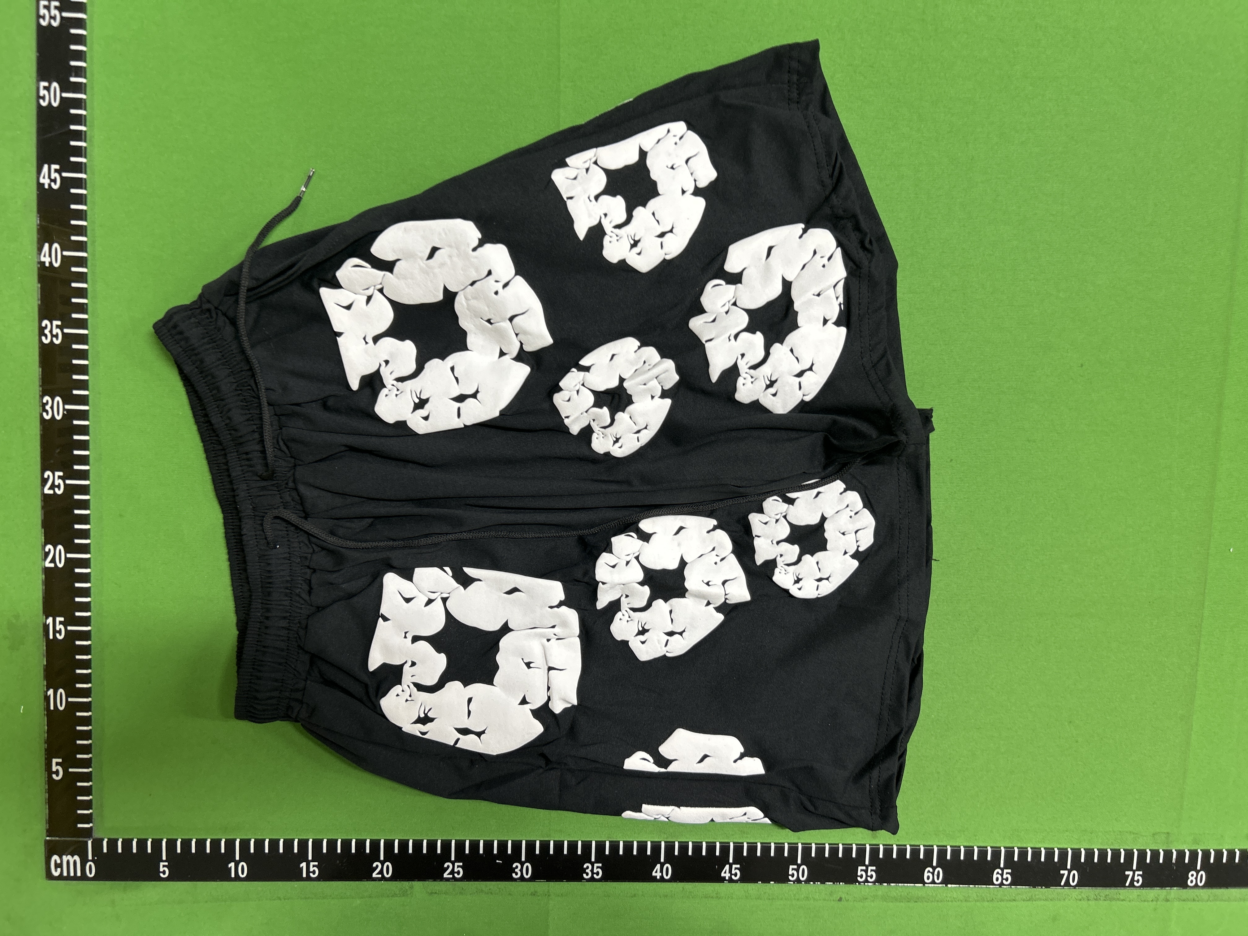 Foto QC 3 de Denim Tears Cotton Wreath Sweat Shorts Pink