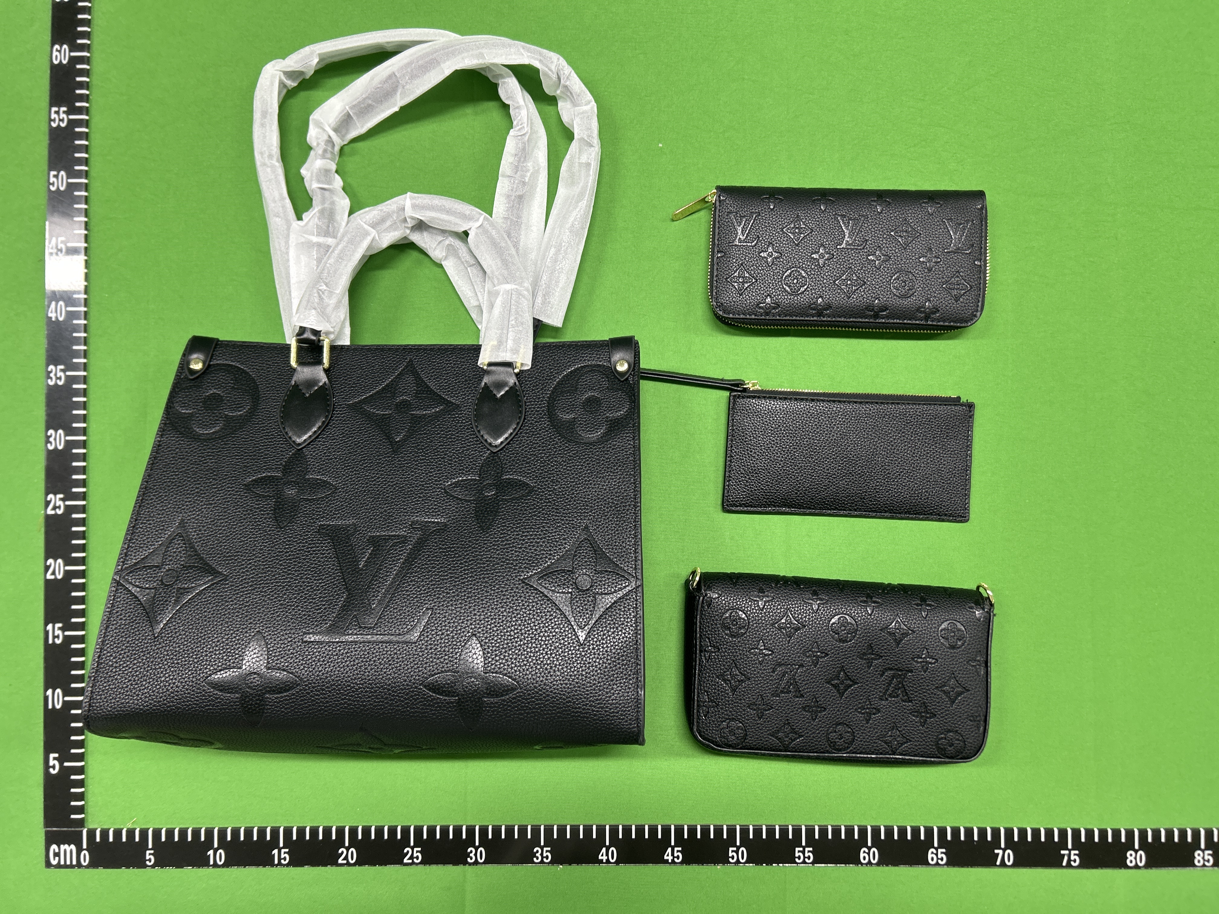 Foto QC 8 de Louis Vuitton Keepall Bandouliere 45 Monogram Eclipse