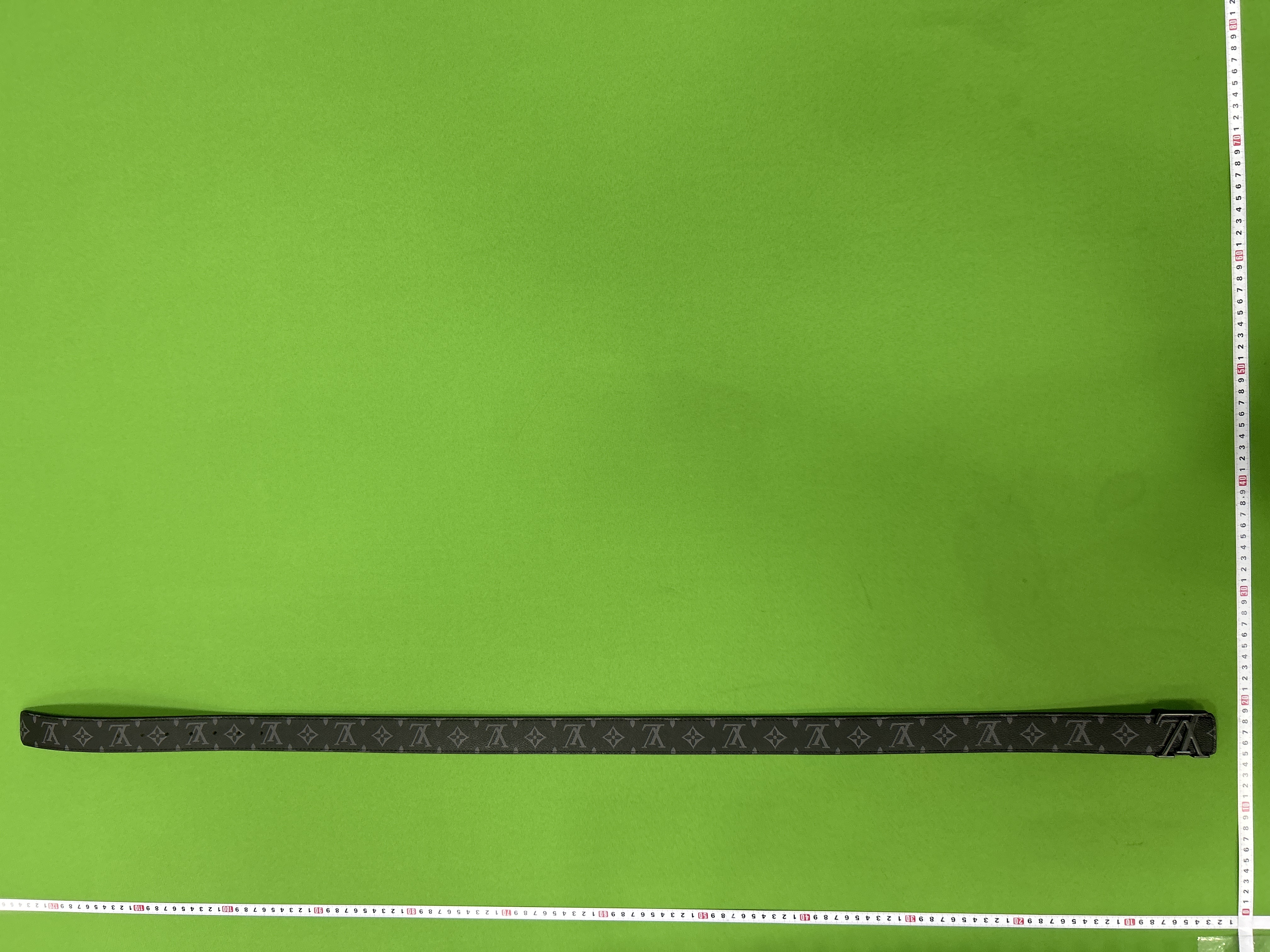 Foto QC 3 de Louis Vuitton LV Initiales Belt White Graphic Leather