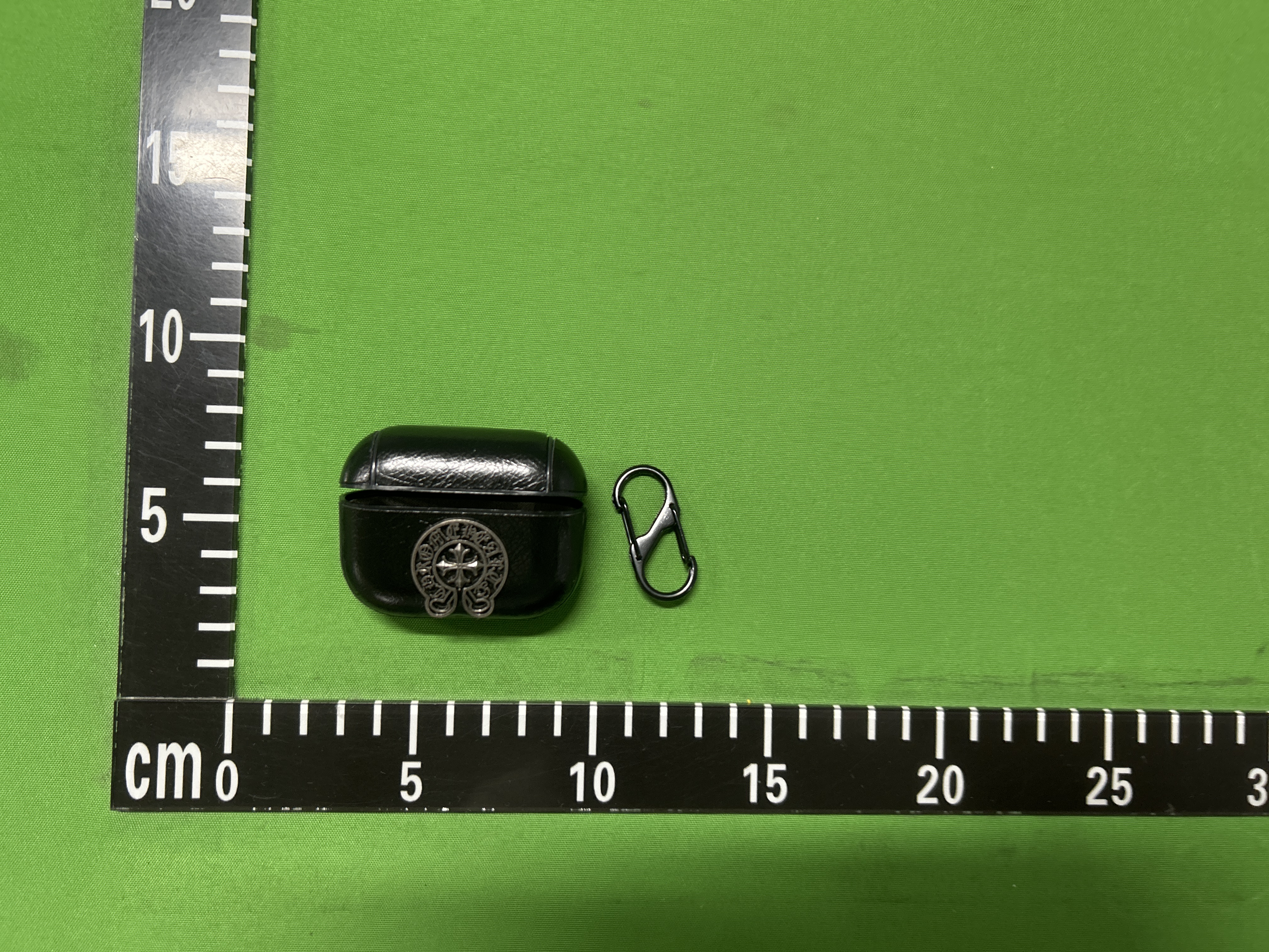 Foto QC 1 de Chrome Hearts Leather Case for AirPods Pro Black