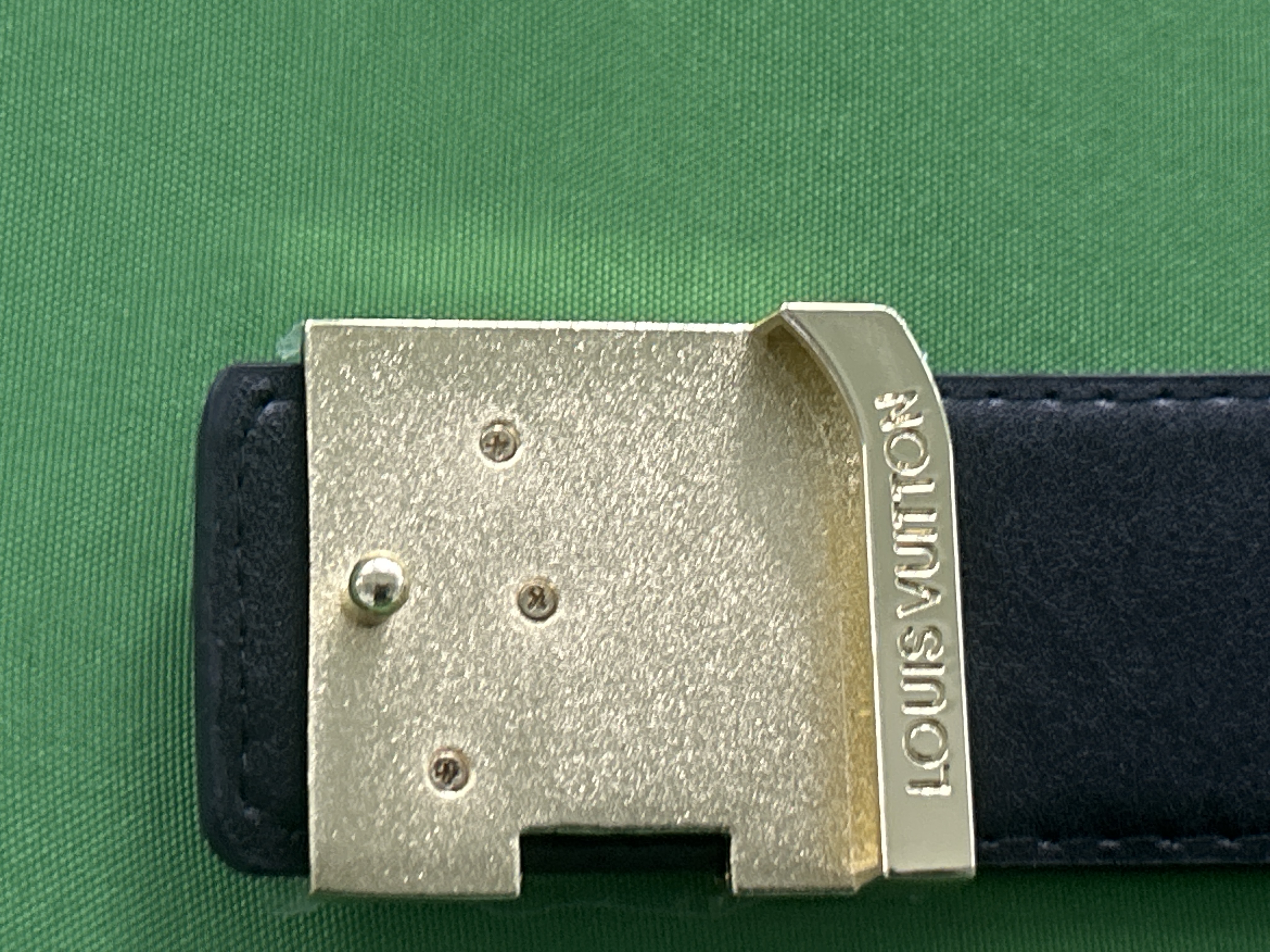 Foto QC 2 de Louis Vuitton LV Initiales Belt White Graphic Leather