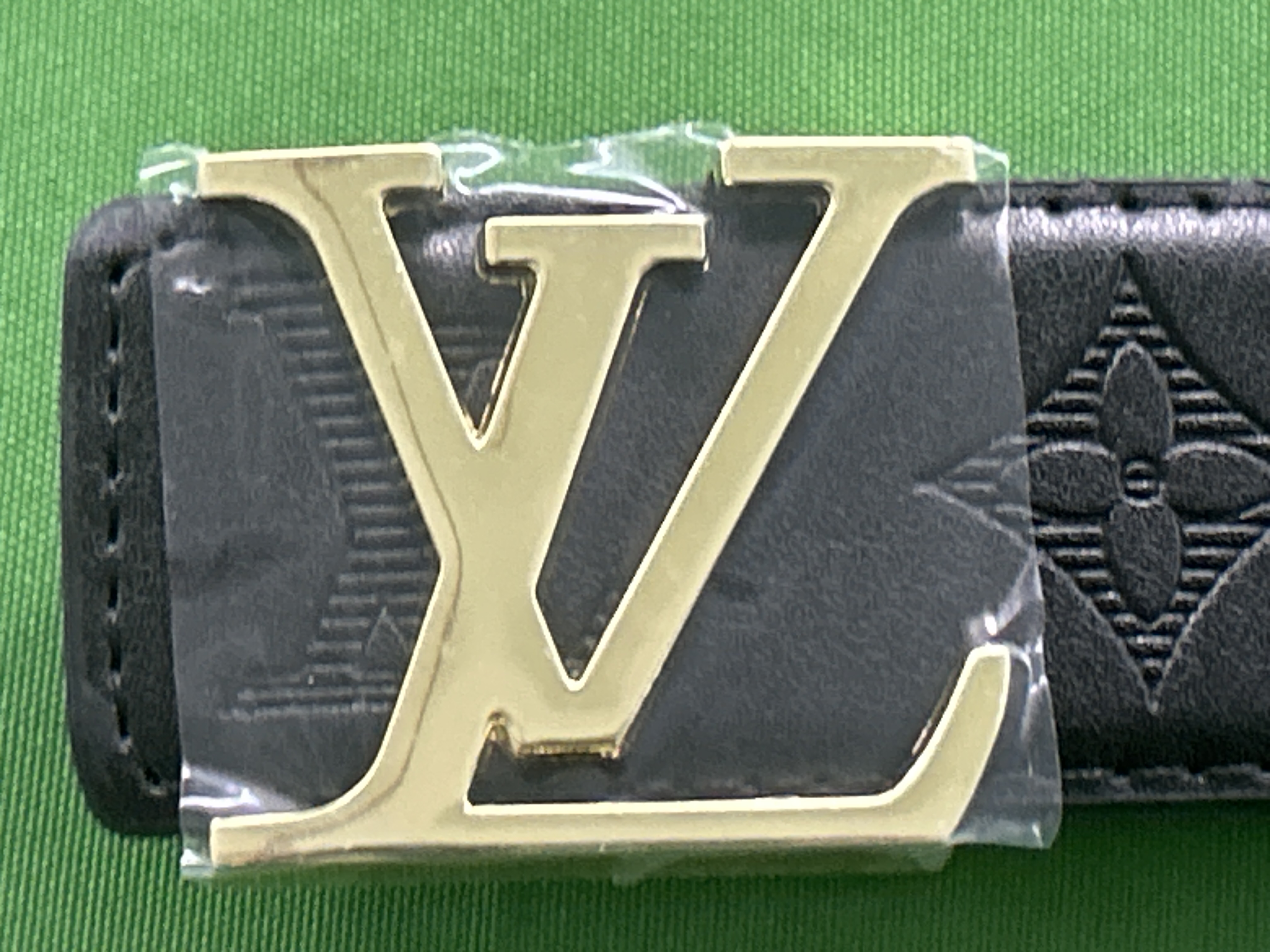 Foto QC 1 de Louis Vuitton LV Initiales Belt White Graphic Leather