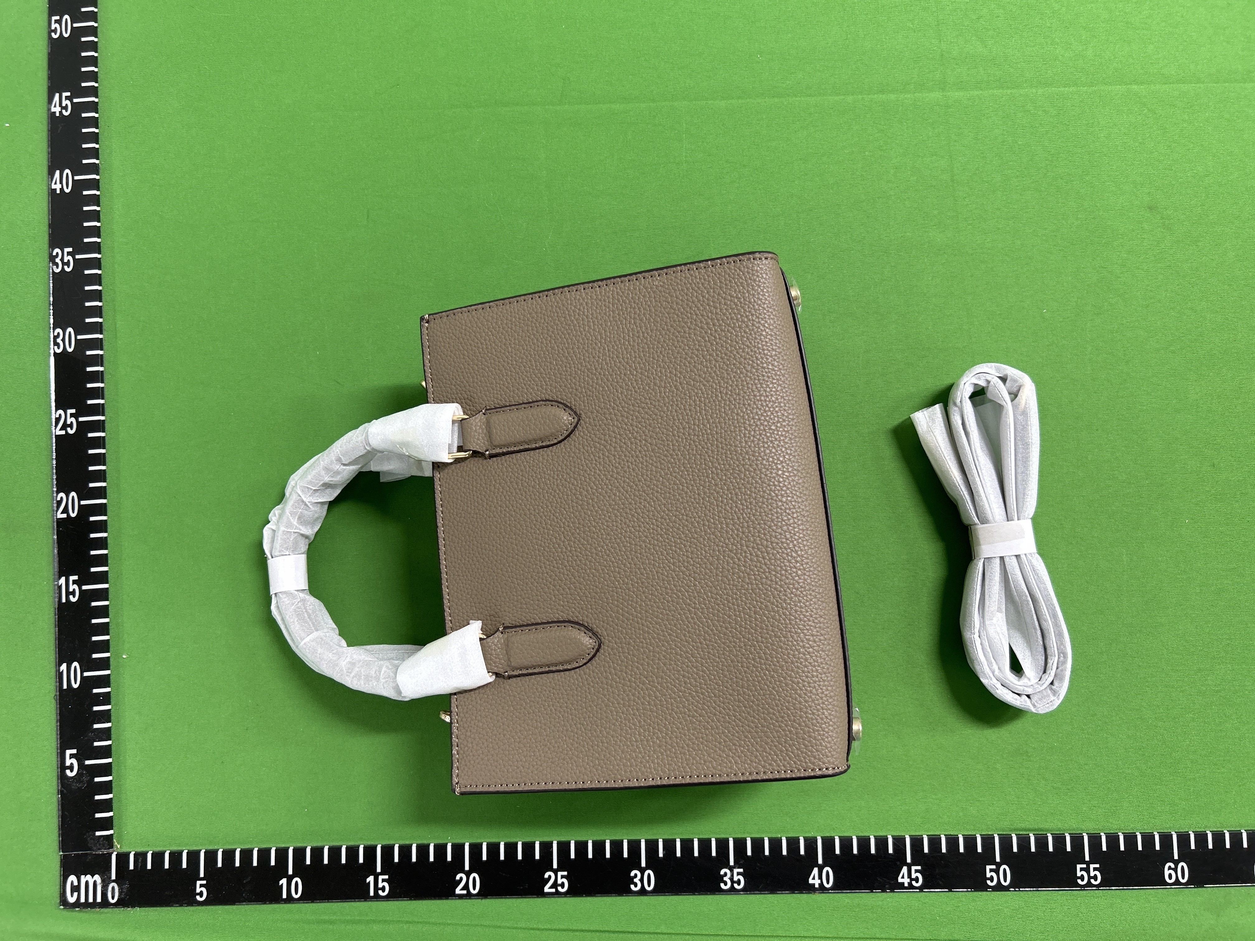 Foto QC 3 de Coach Tabby Shoulder Bag 26 Black Pebble Leather