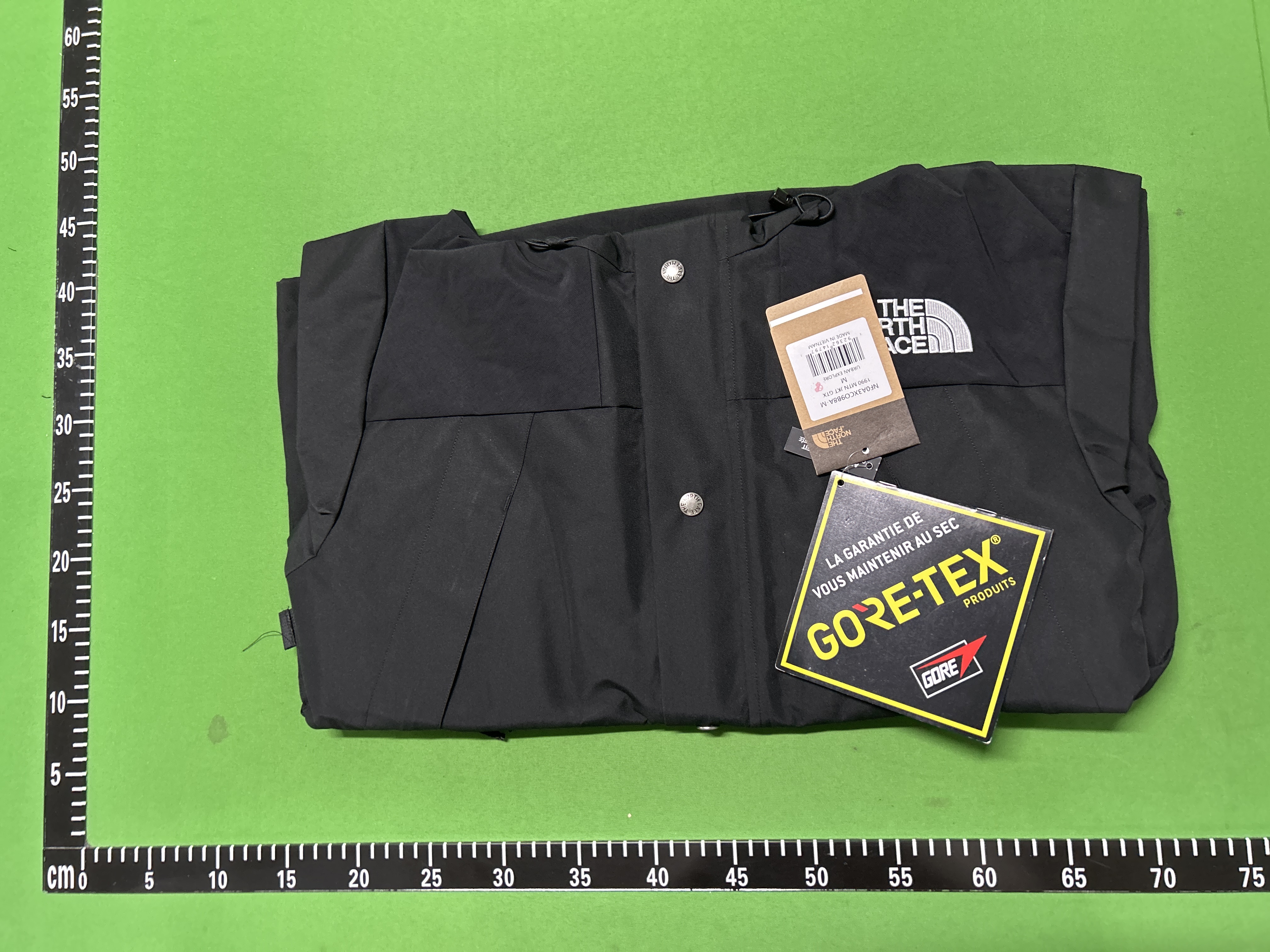 Foto QC 2 de The North Face Mountain Jacket Shell Black