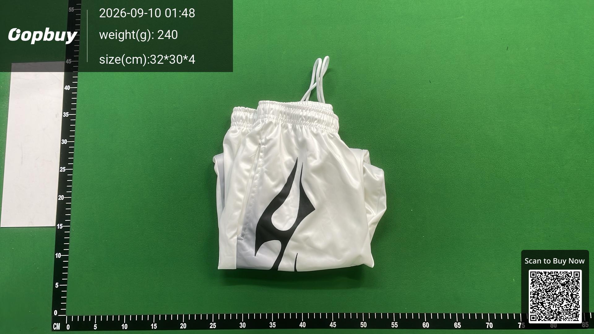 Foto QC 8 de Hellstar Sports Flame Sweat Shorts Washed Black