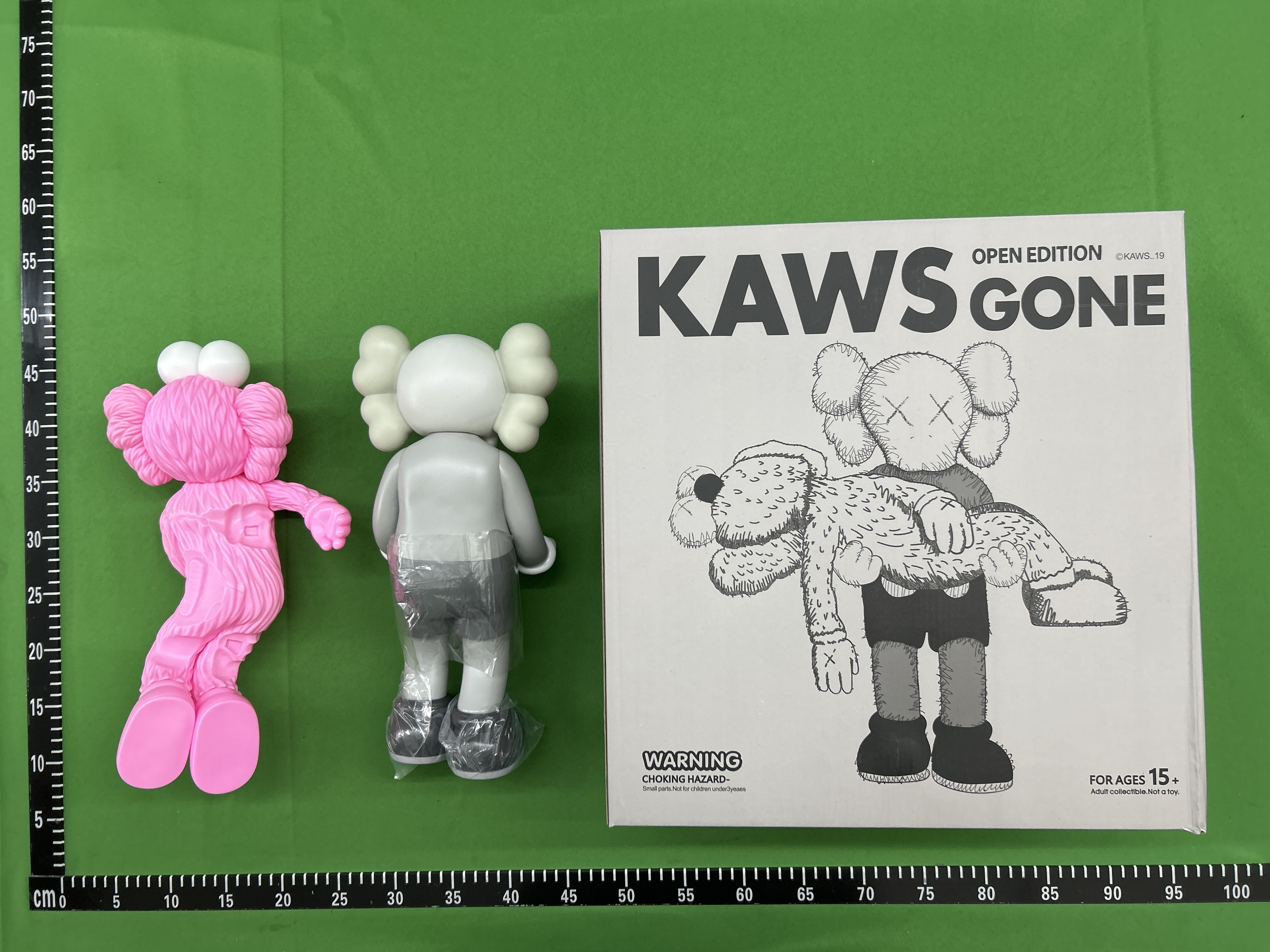 Foto QC 3 de KAWS Companion Pink Vinyl Figure