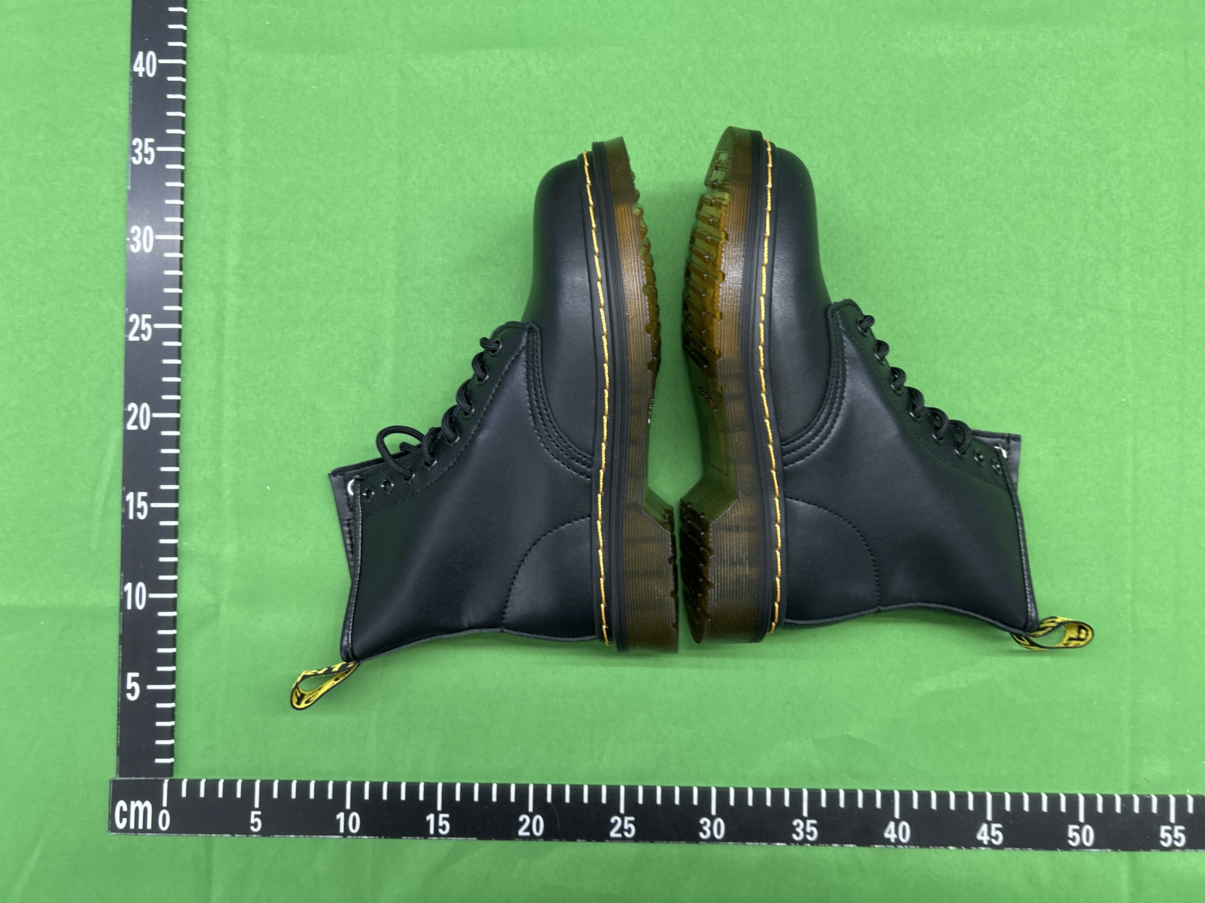 Foto QC 5 de Dr. Martens Jadon Platform Leather Boot Black